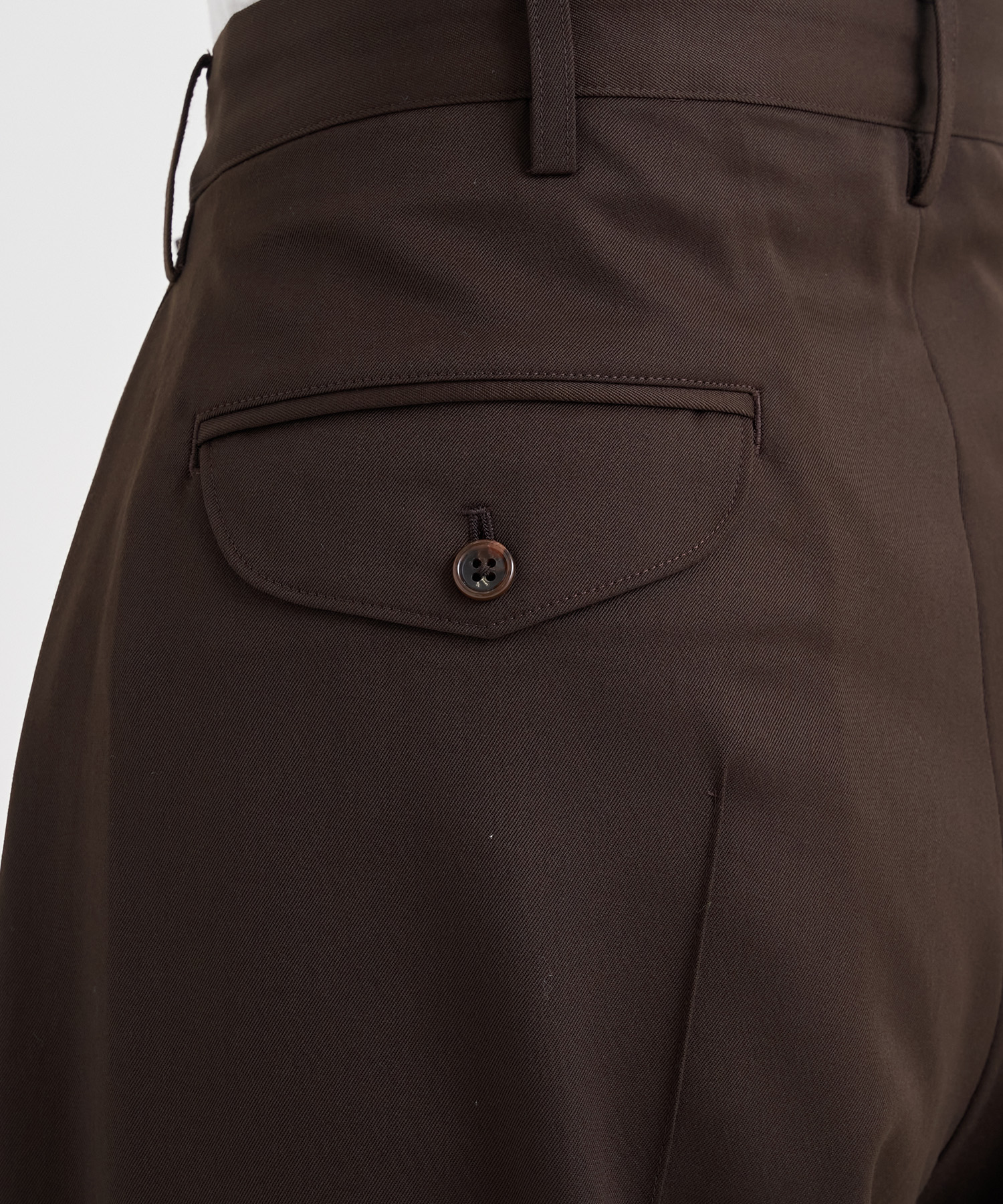 Tuck-detail pants KHOKI