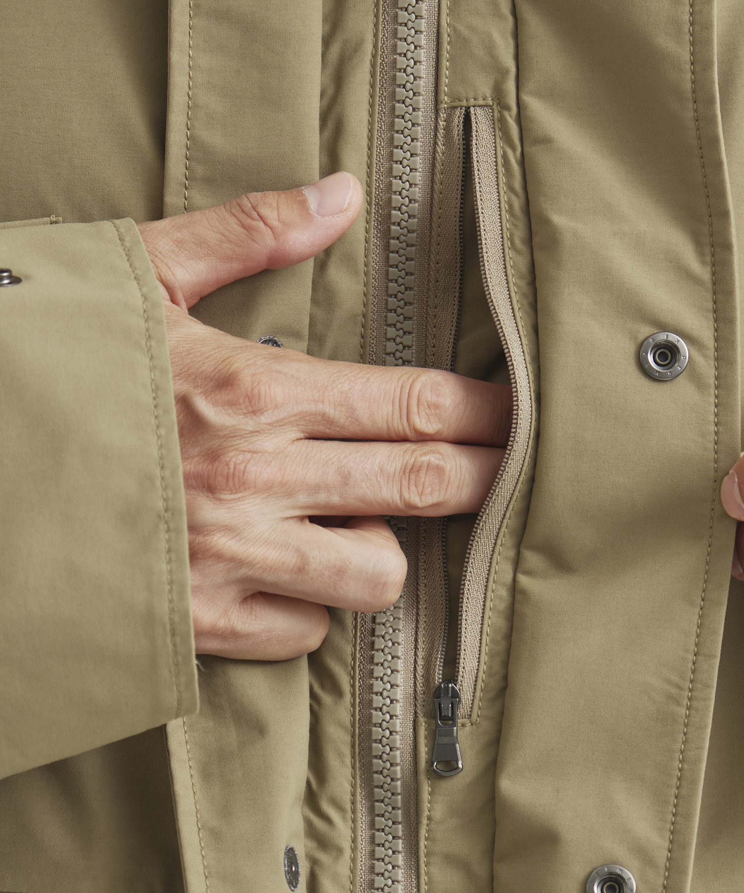 2L NYLON GORE-TEX Cruiser Jacket nanamica