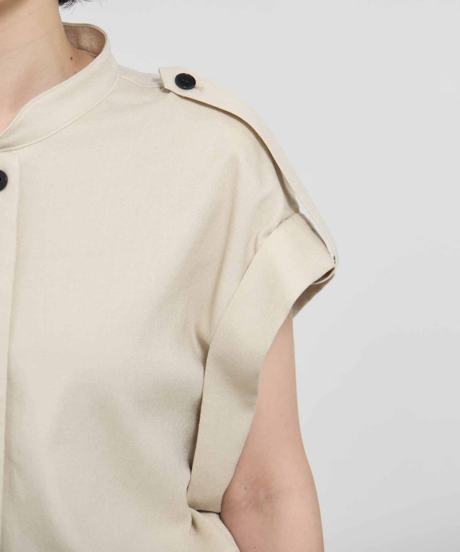 Stand Collar Weist Gather Blouse THE TOKYO