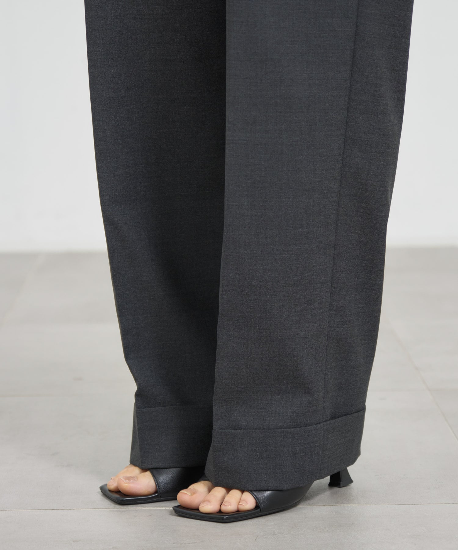 Waist Tuck Pants THE TOKYO