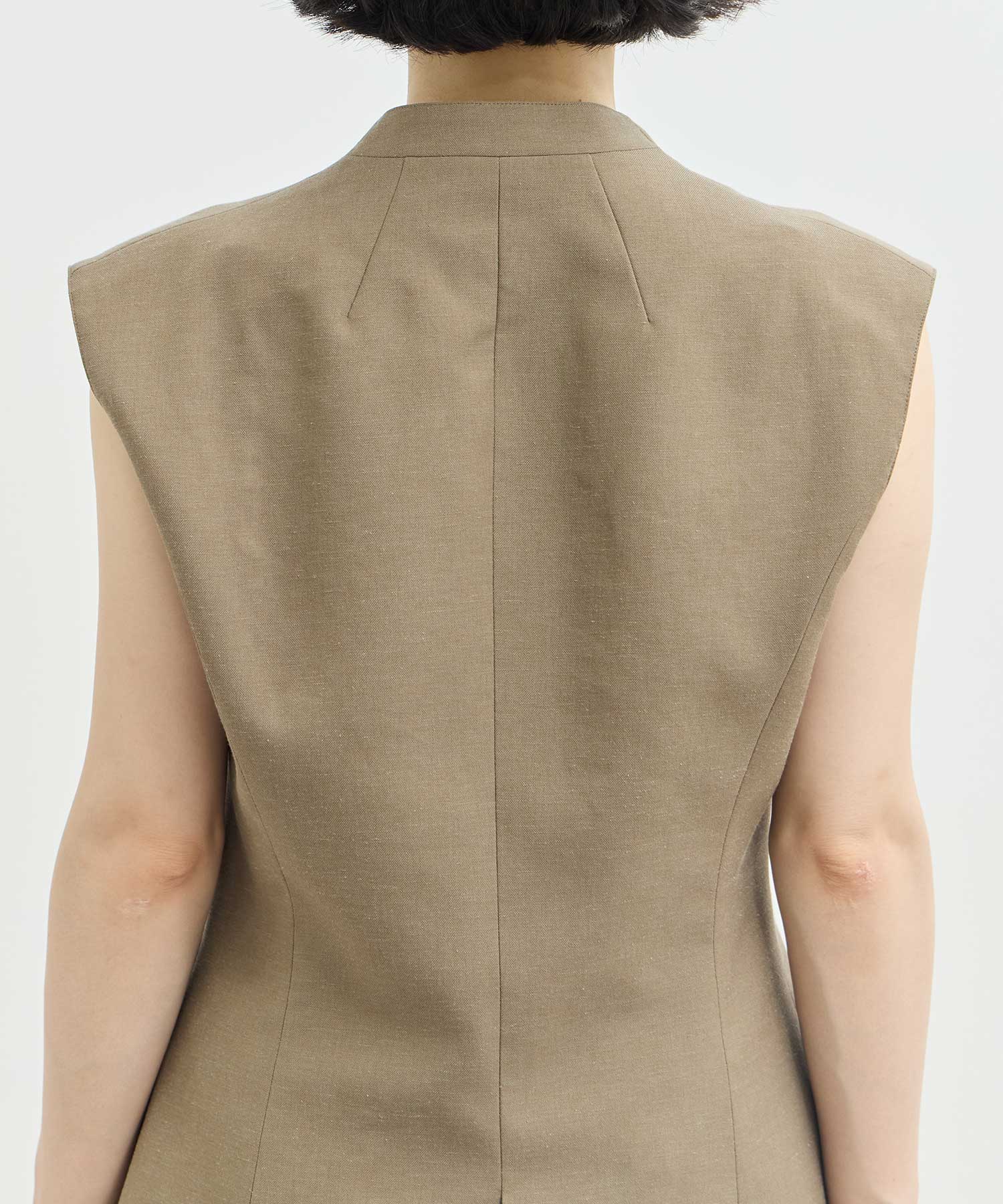 EX.V Neck Gilet AKIRANAKA