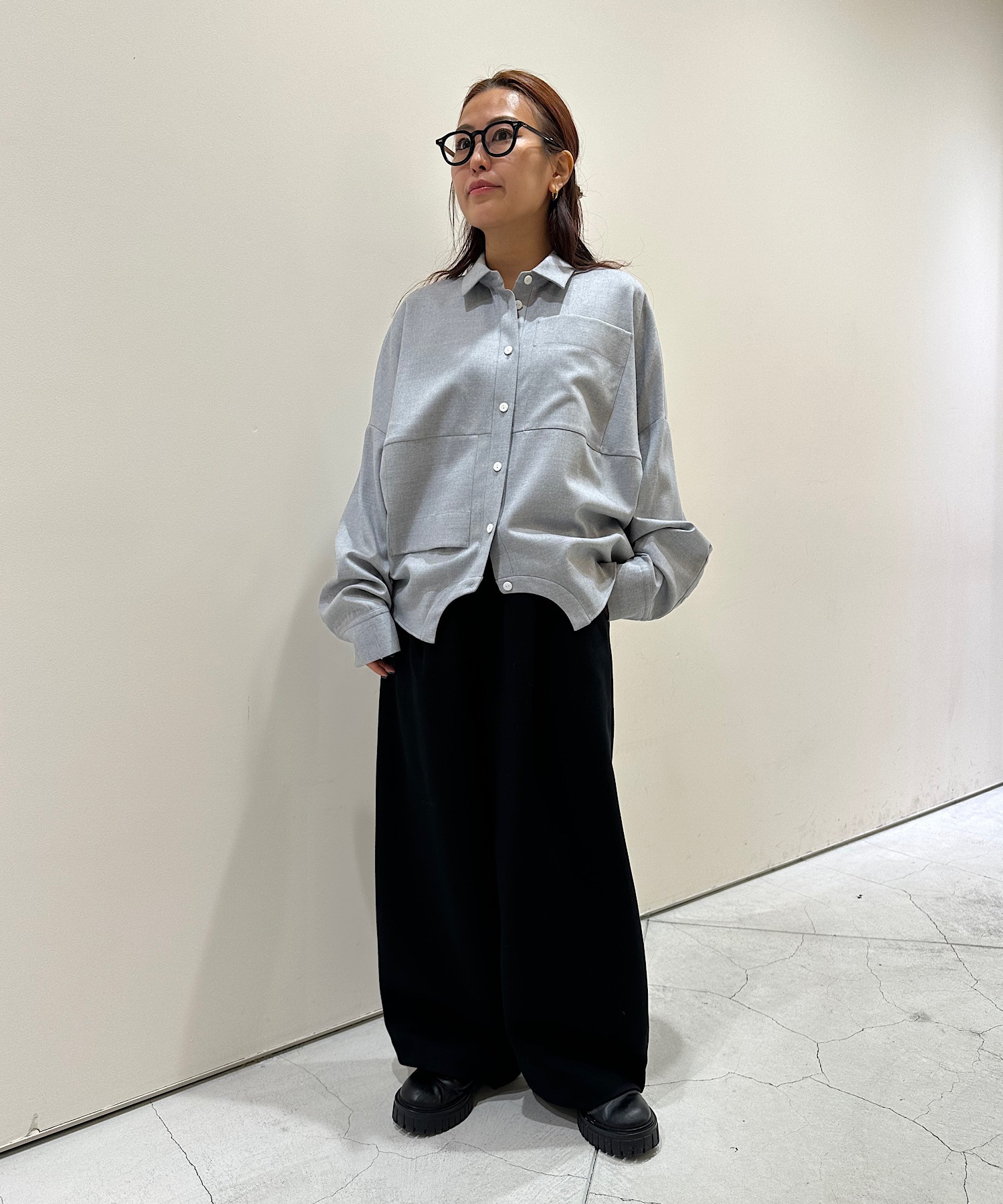 SYMMETRY CROPPED SHIRT ENFOLD