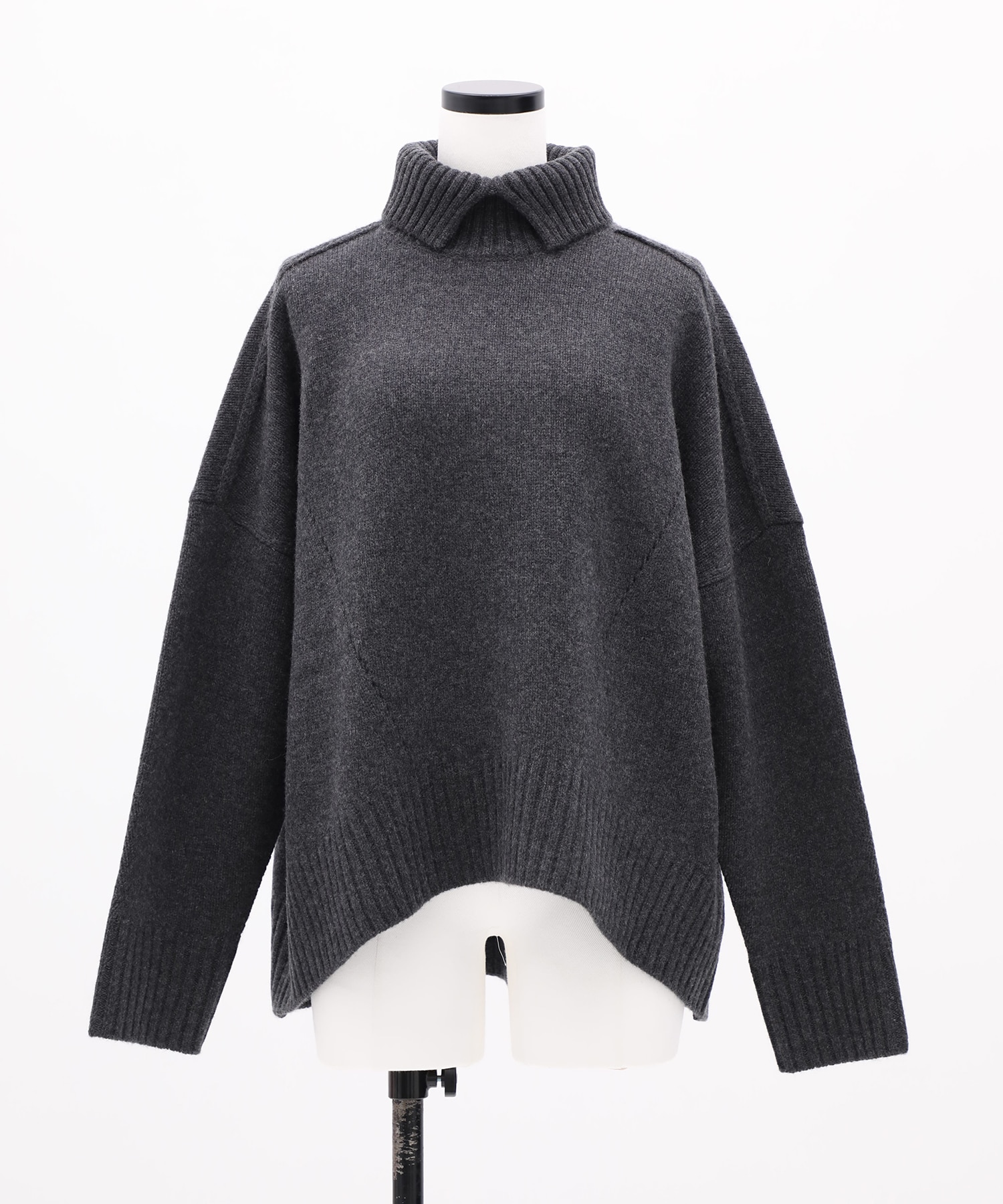 OVERSIZE TURTLENECK KNIT CINOH