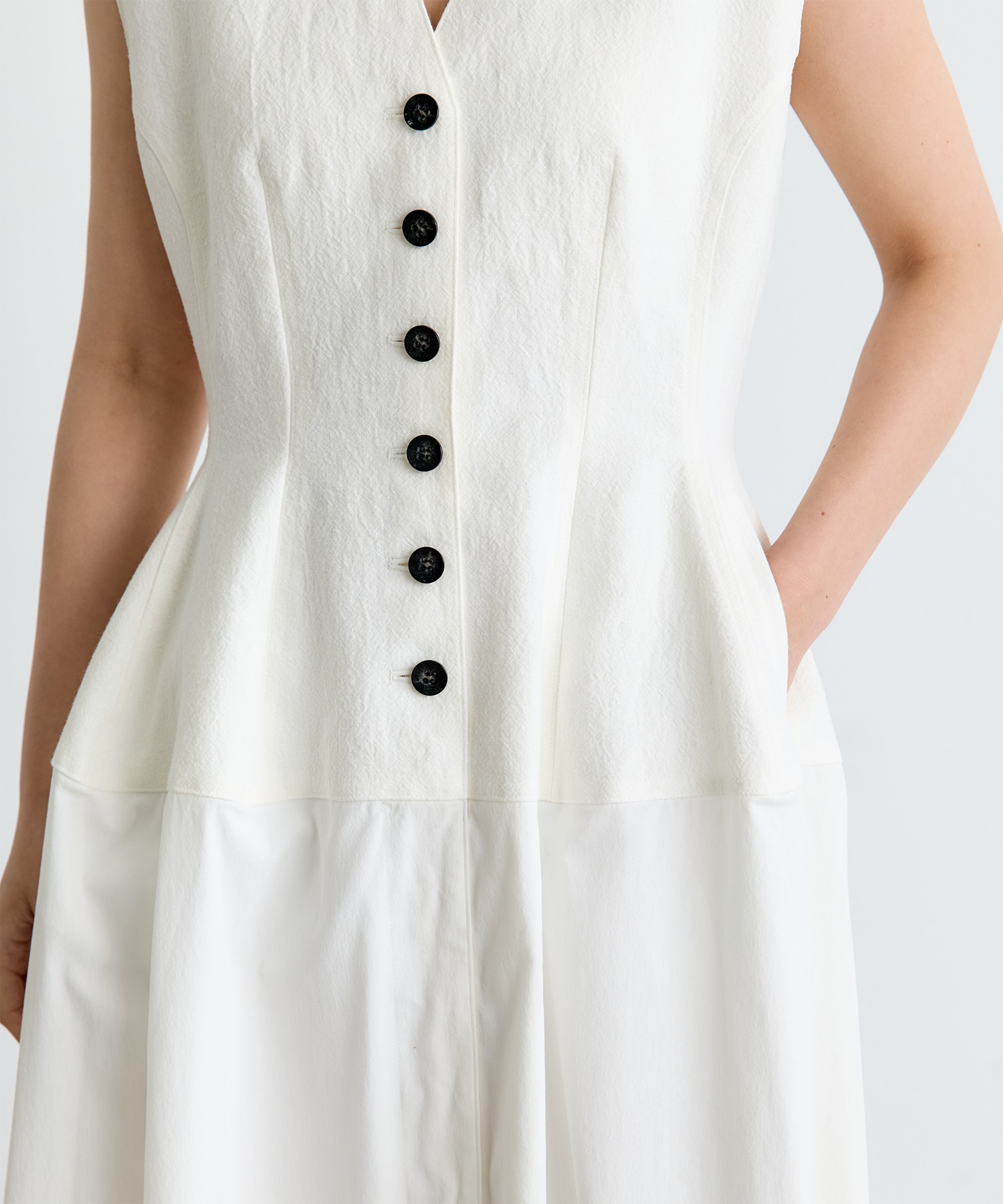 別注 Ilsa sleeveless dress AKIRANAKA