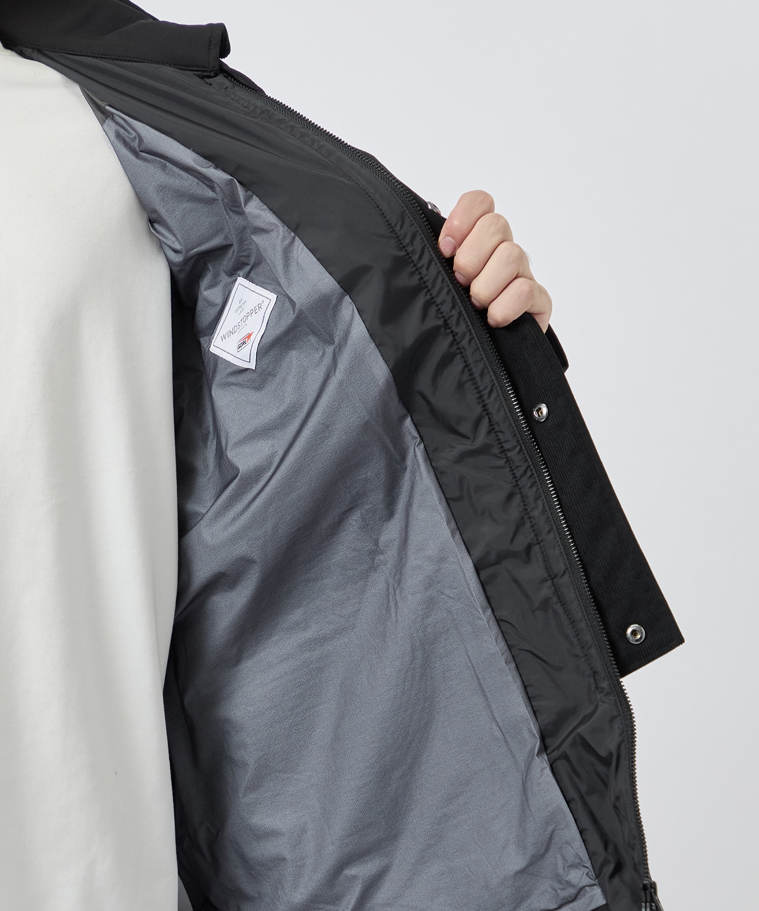 WINDSTOPPER MULTI POCKET JACKET White Mountaineering