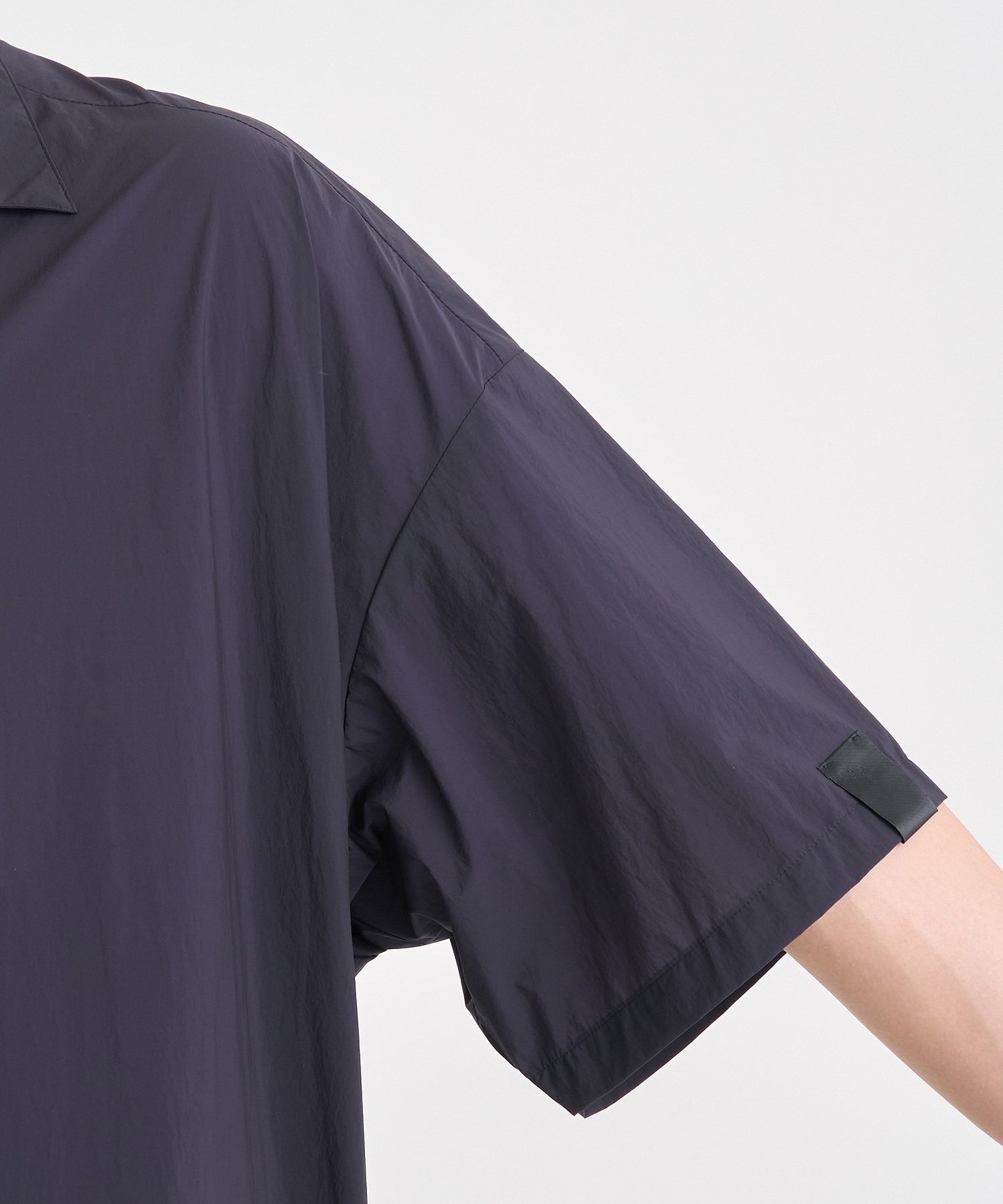 2251-SH55-005 S/S SHIRT N.HOOLYWOOD