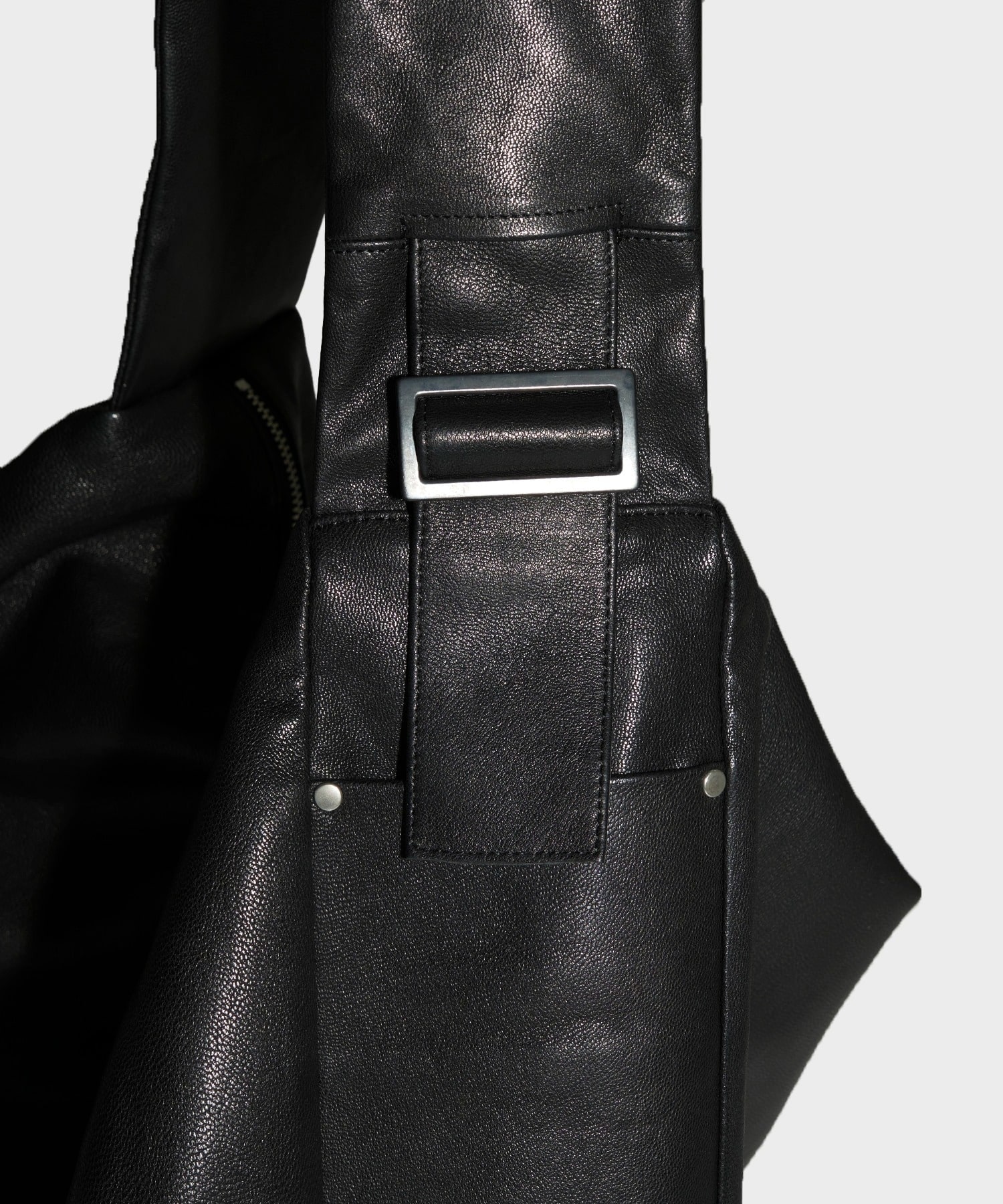 【シュタイン】ST.1674 GOAT LEATHER SHIRRING HANDLE SHOULDER BAG ssstein