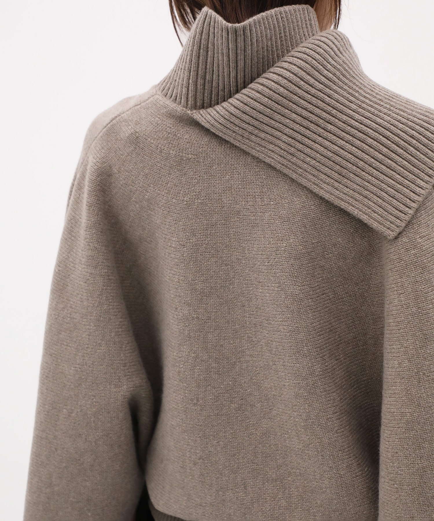 Cashmere Brend Knit IIROT