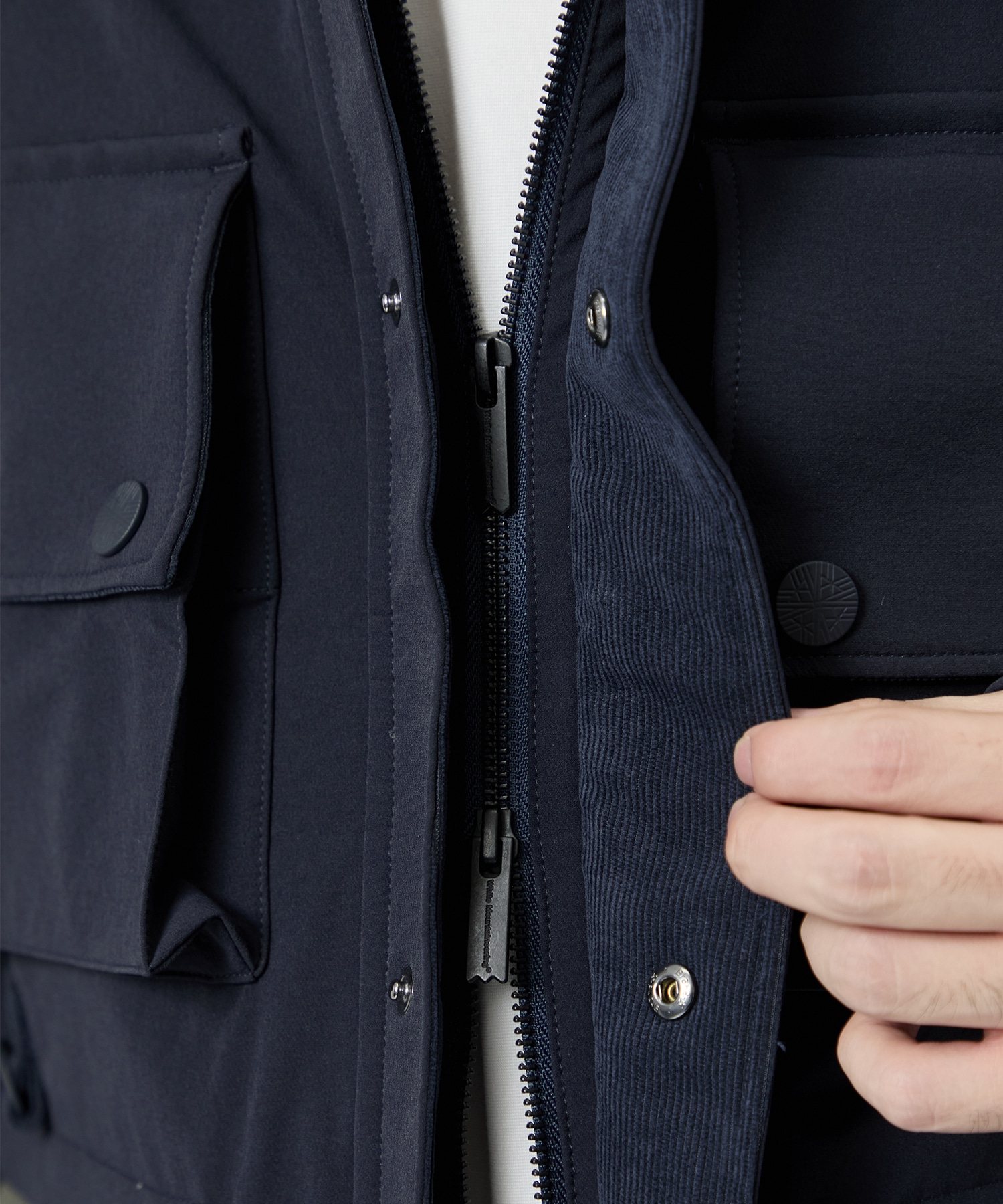 WINDSTOPPER MULTI POCKET JACKET White Mountaineering