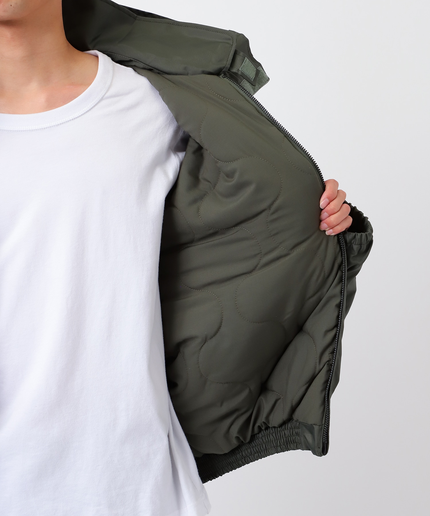 9242-BL07-013 ×ALPHA INDUSTRIES BLOUSON N.HOOLYWOOD