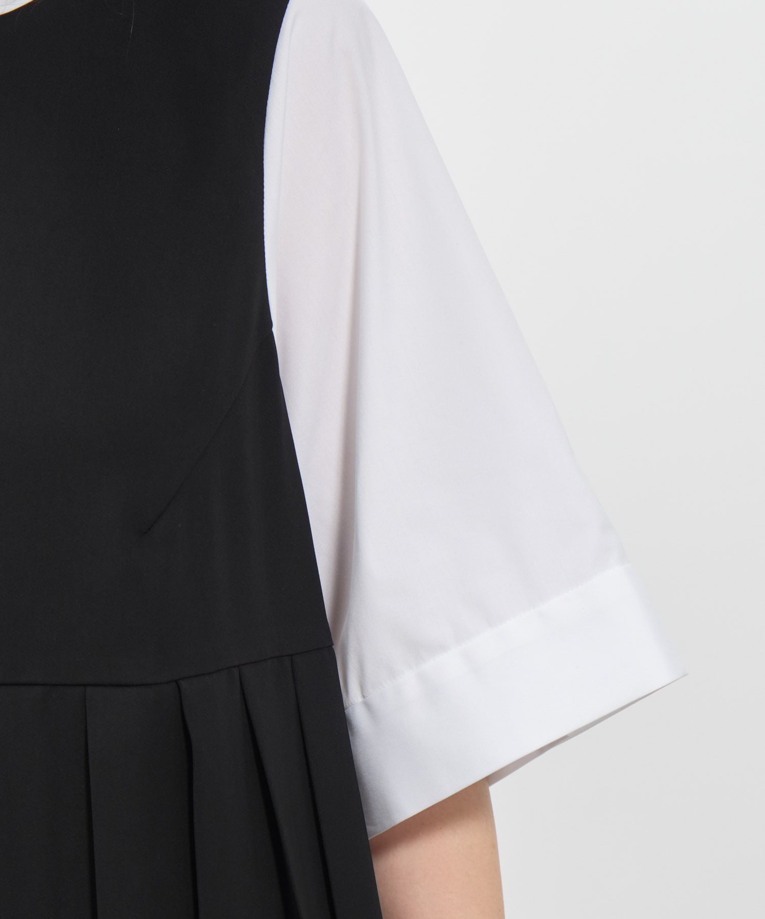 PLEATS PULLOVER ENFOLD