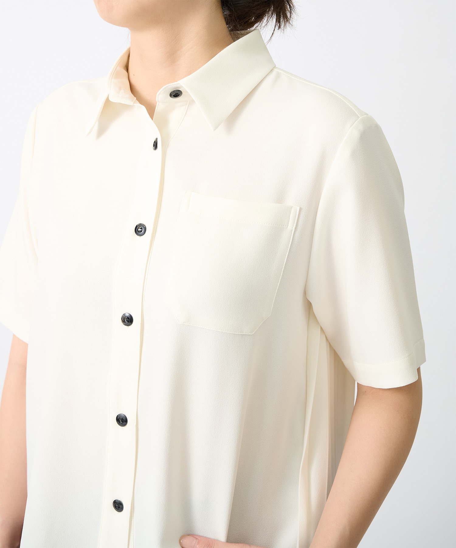 別注 Back pleats blouse EZUMi