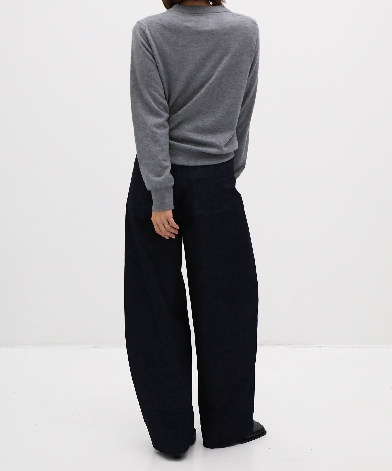 CASHMERE/SILK REVERSIBLE CREW NECK CARDIGAN THE TOKYO