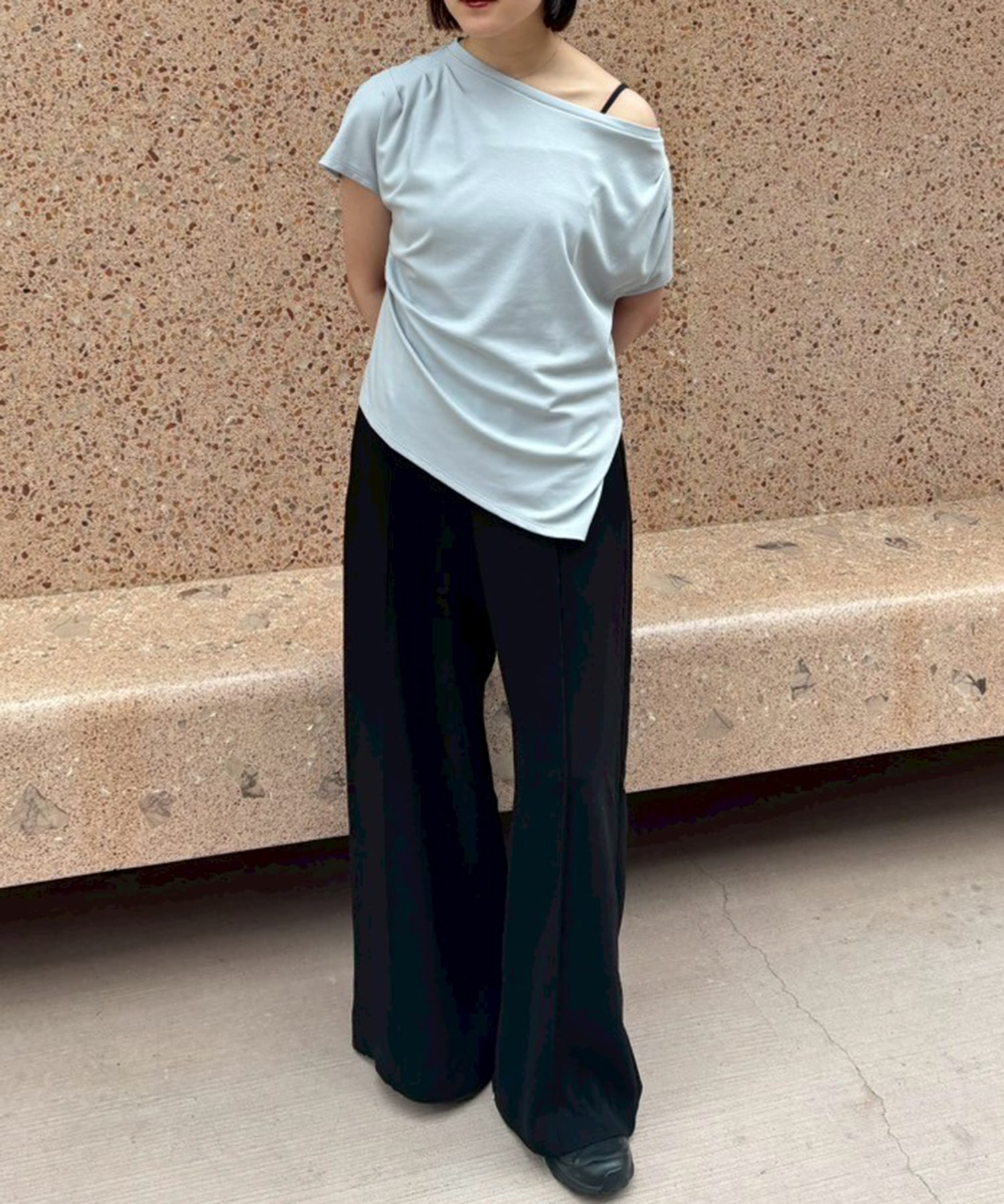 One Shoulder  T-Shirt RITAN