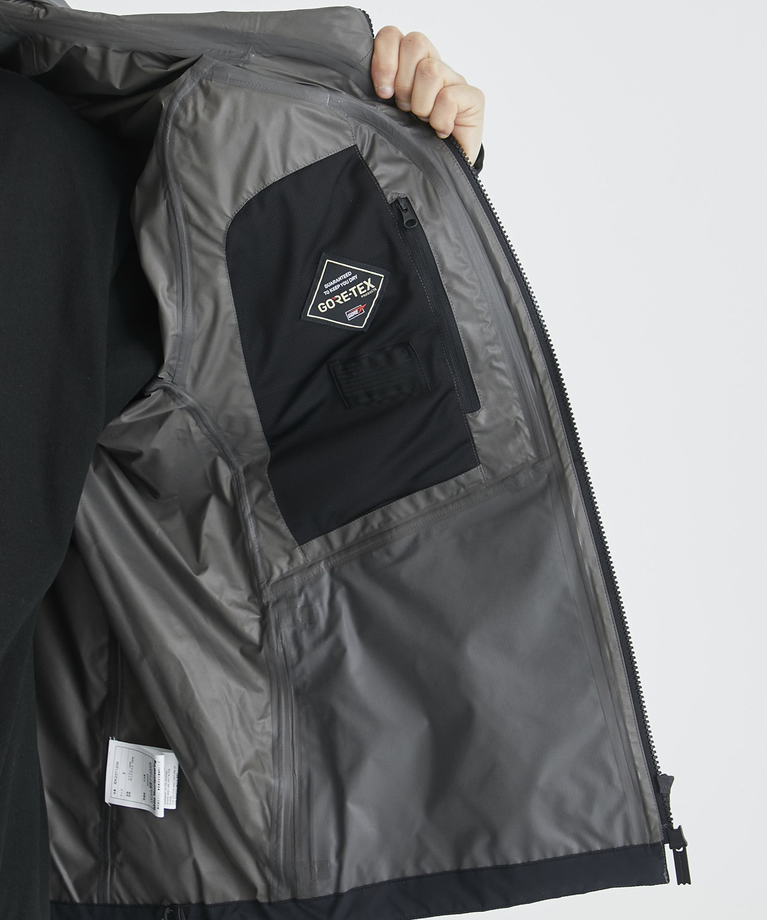 GORE-TEX PACLITE MOUNTAIN PARKA(1 BLACK): White Mountaineering