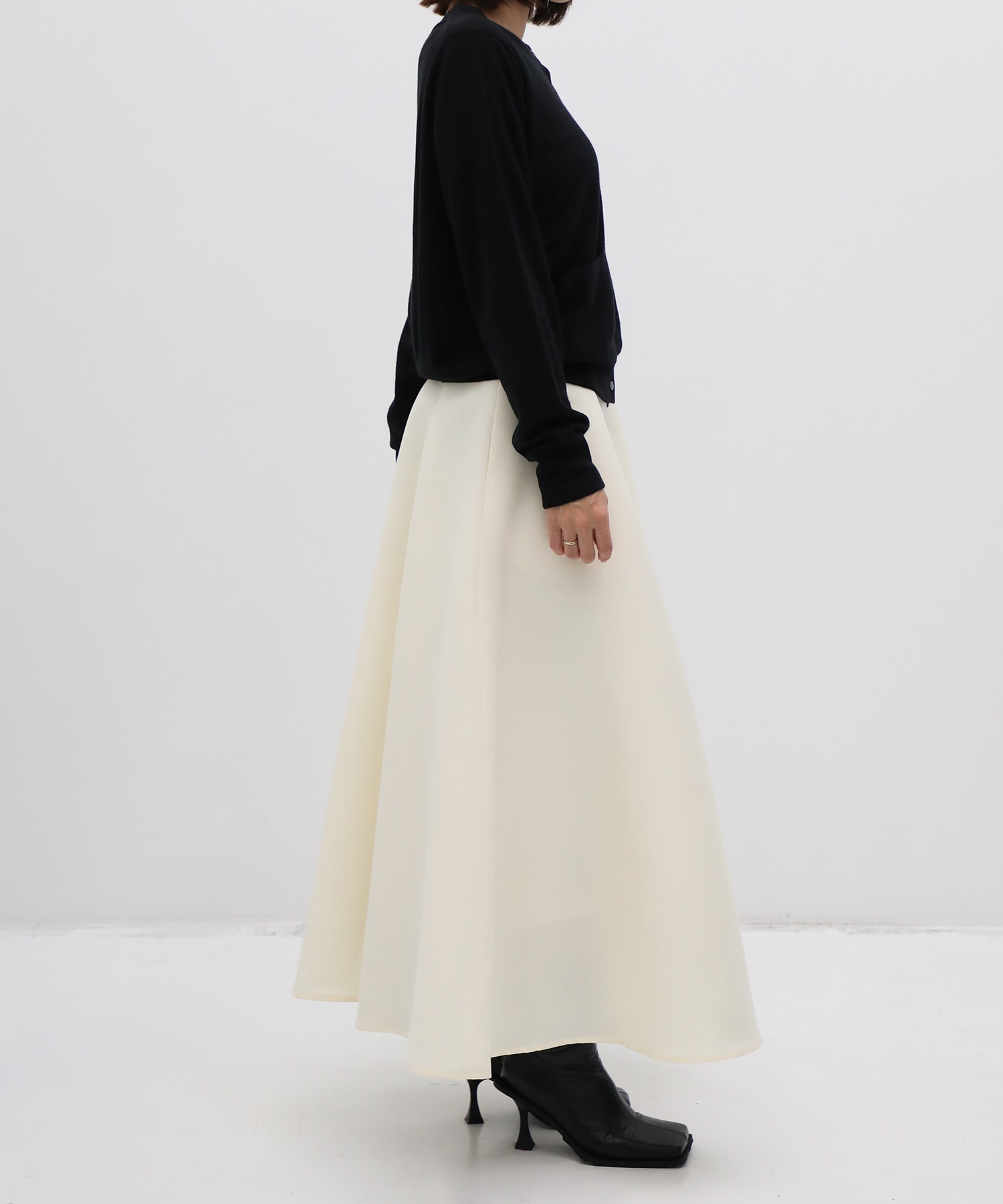 CASHMERE/SILK REVERSIBLE CREW NECK CARDIGAN THE TOKYO