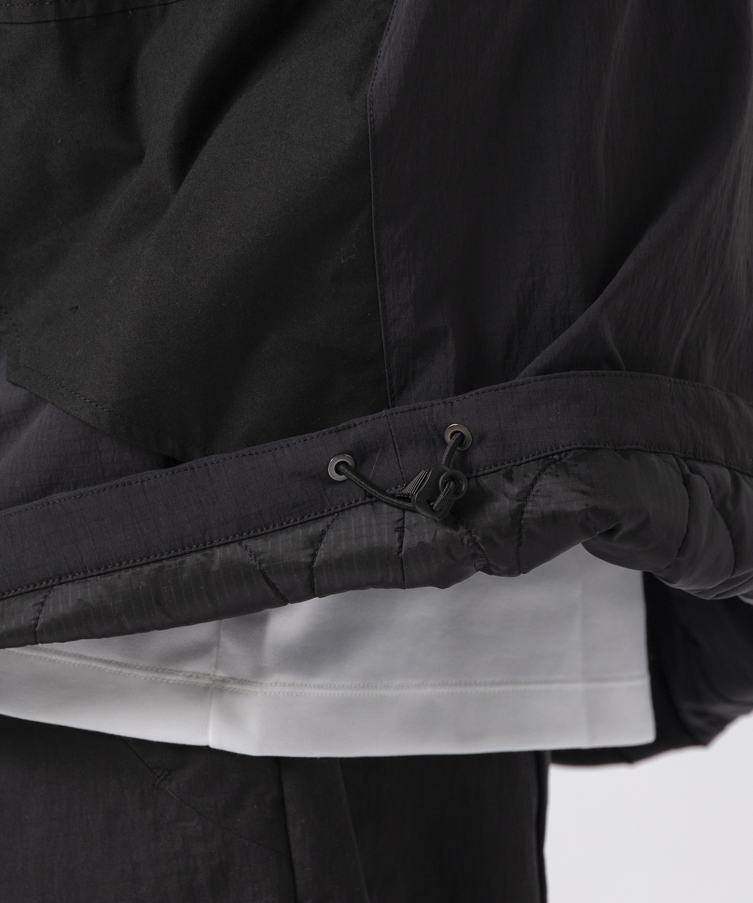 ×NEXUSVII ASYMMETRY JACKET White Mountaineering