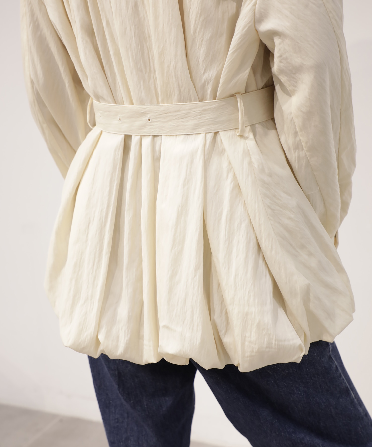 Layer Volume Bluson RITAN