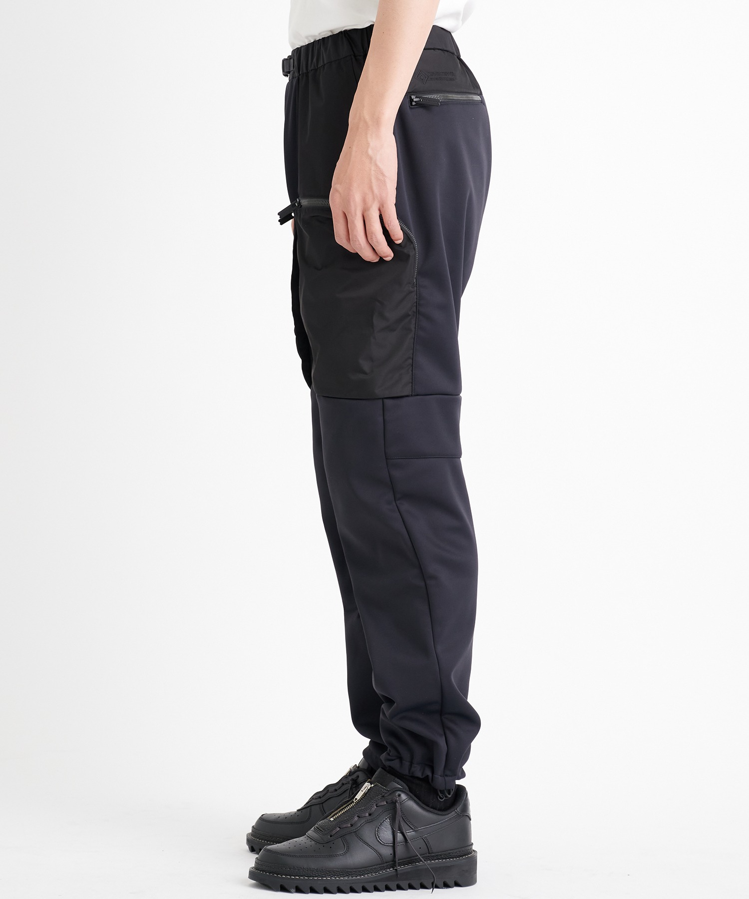 EX. GORE-TEX WINDSTOPPER JERSEY HYBRID PANTS ｜ White Mountaineering