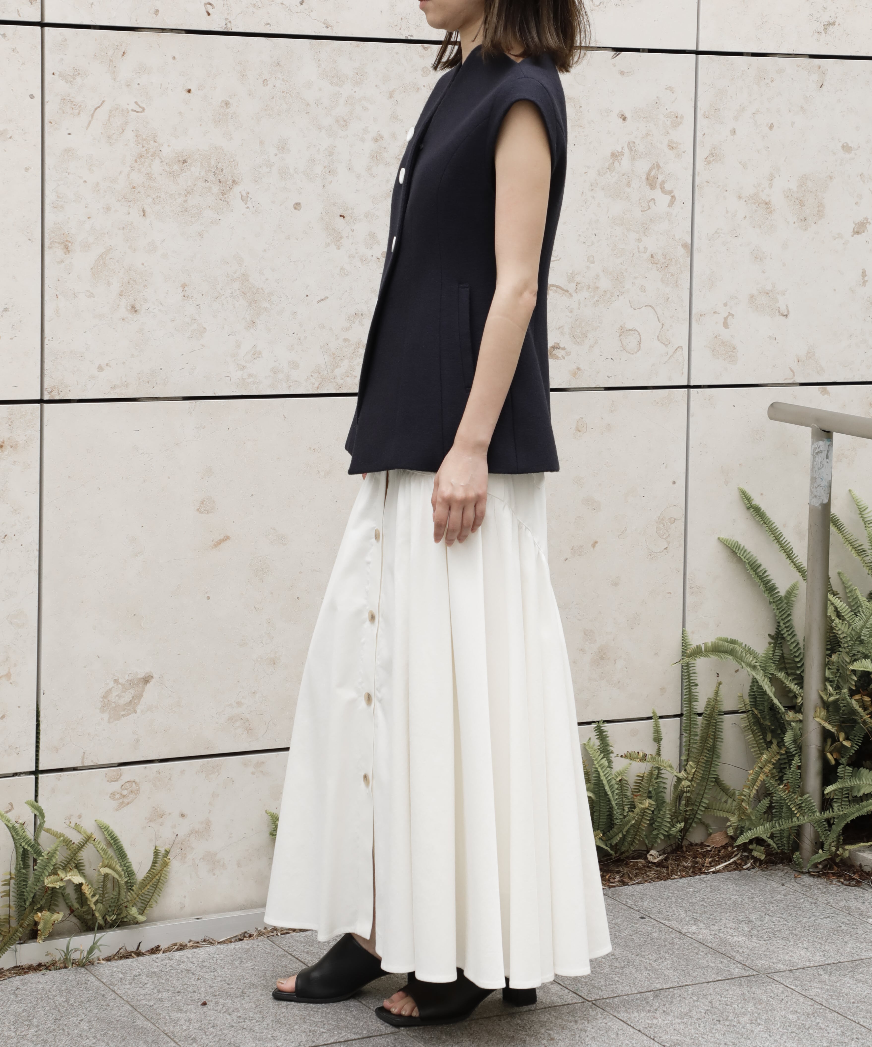 Pierina skirt WH AKIRANAKA
