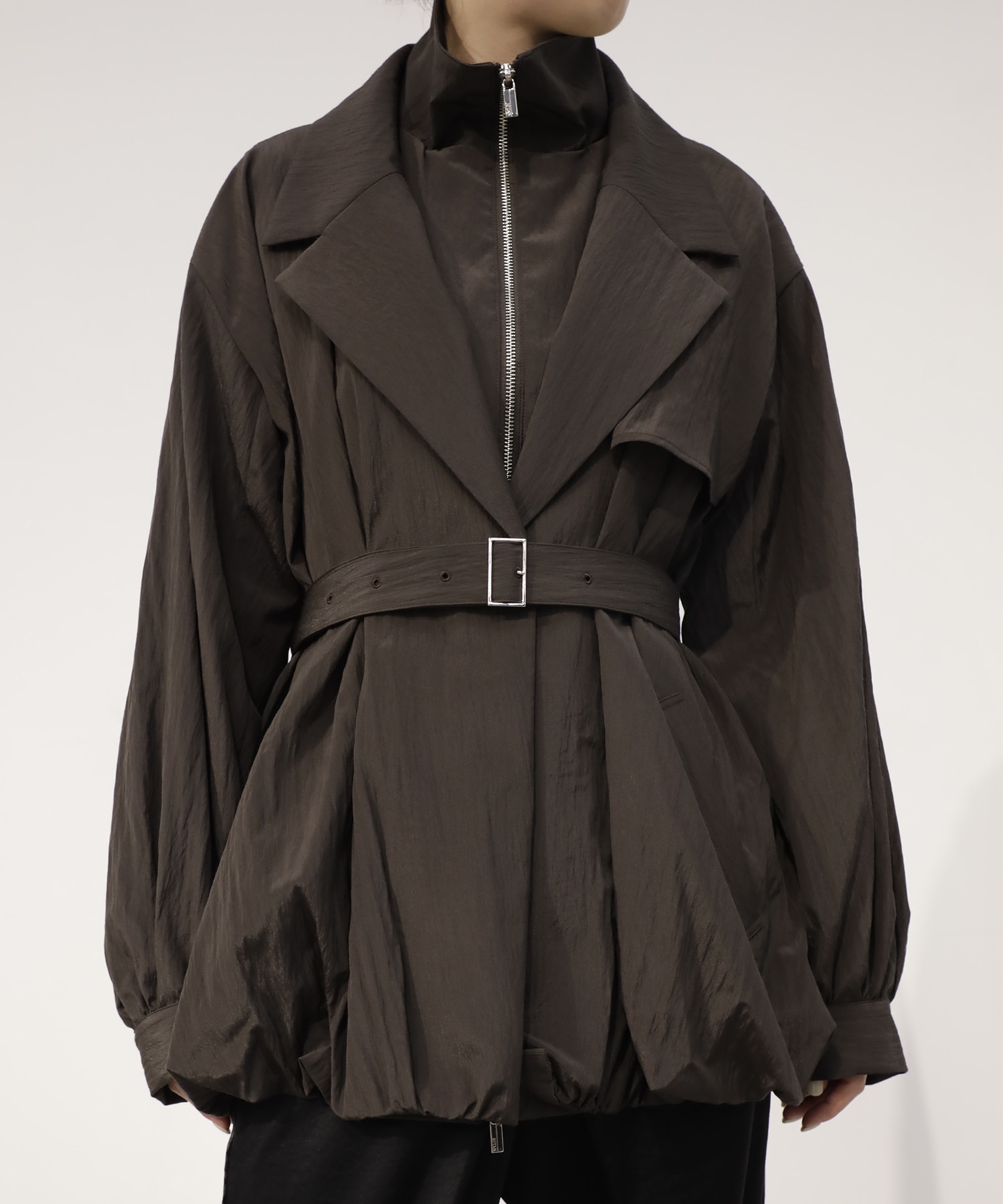 Layer Volume Bluson RITAN