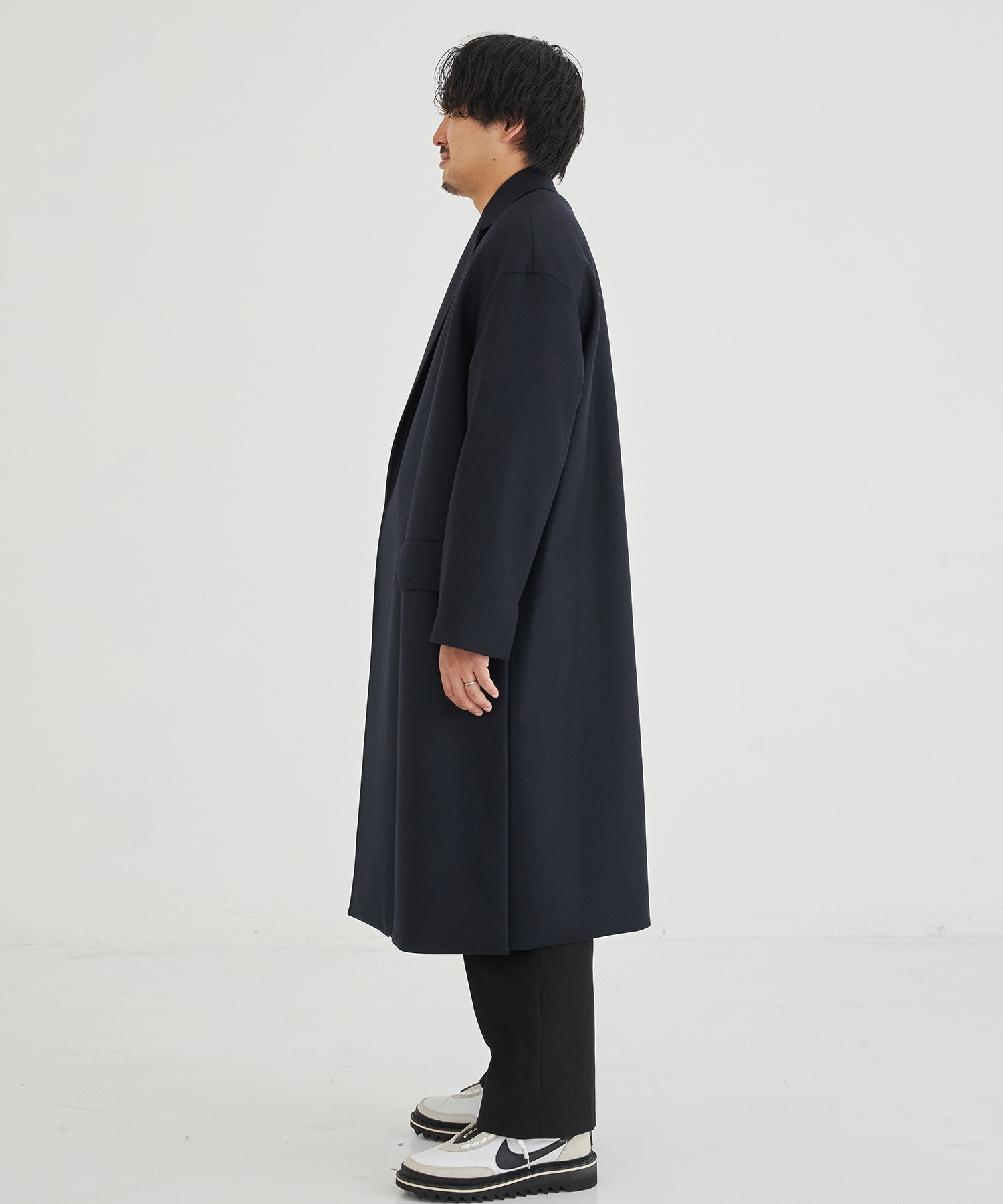 THE LOOSE CHESTER COAT(46 DARK NAVY): THE RERACS: MENS｜THE TOKYO ...