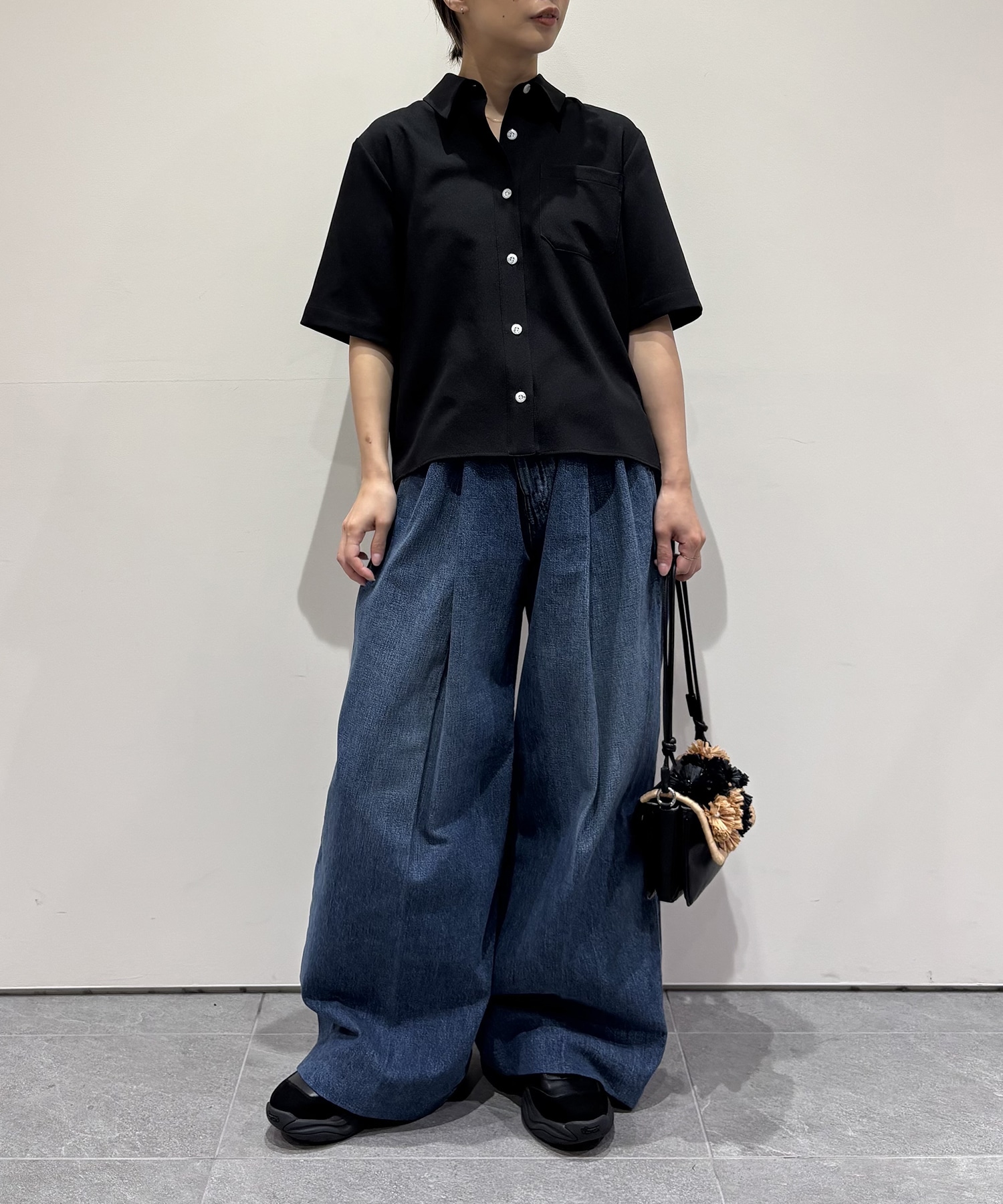 別注 Back pleats blouse EZUMi