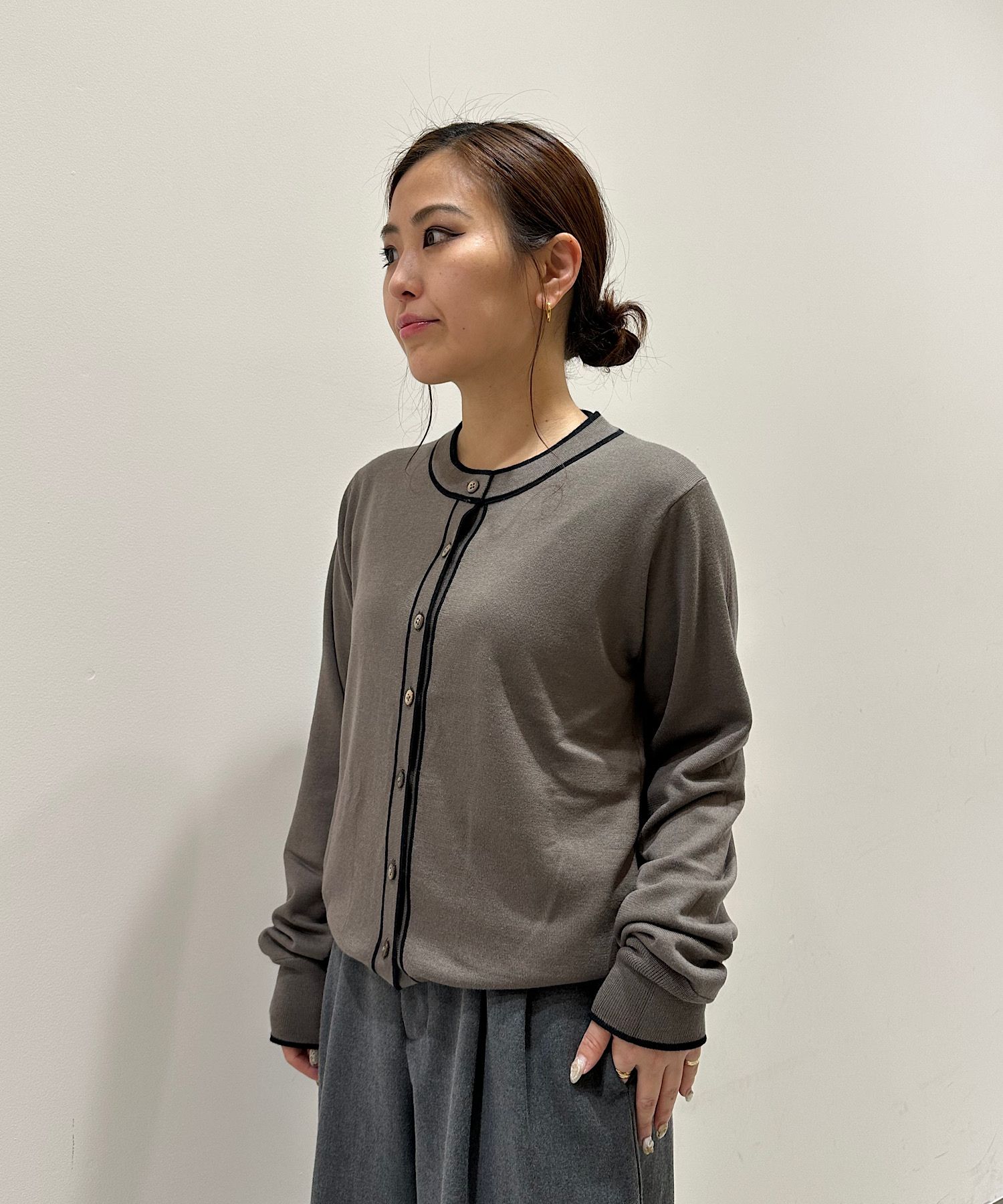 CASHMERE/SILK REVERSIBLE CREW NECK CARDIGAN THE TOKYO