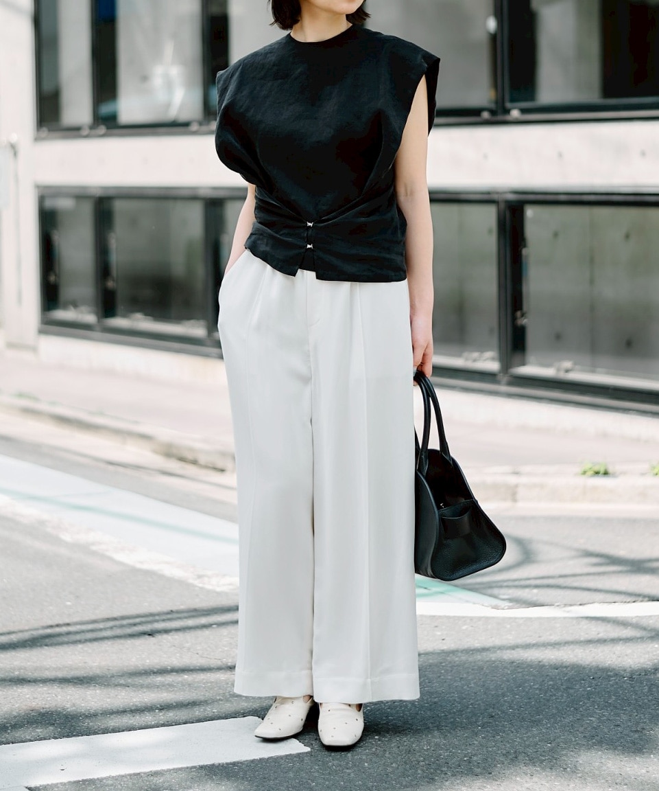 GAELLE-SQUARE SHOULDER TOP PHOTOCOPIEU