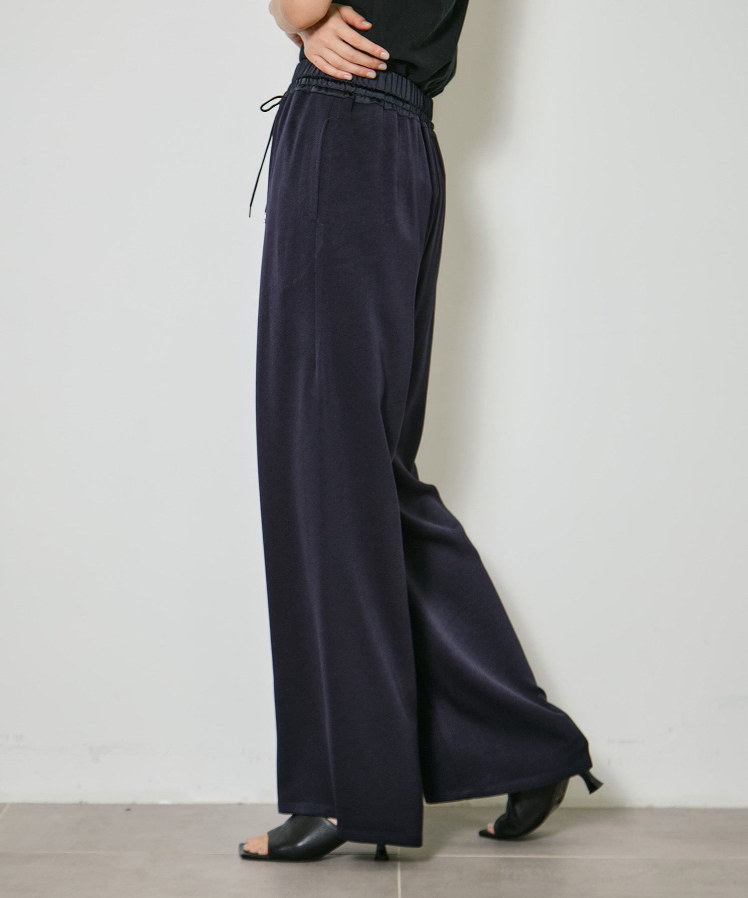 Satin Relax Pants CITY TOKYO