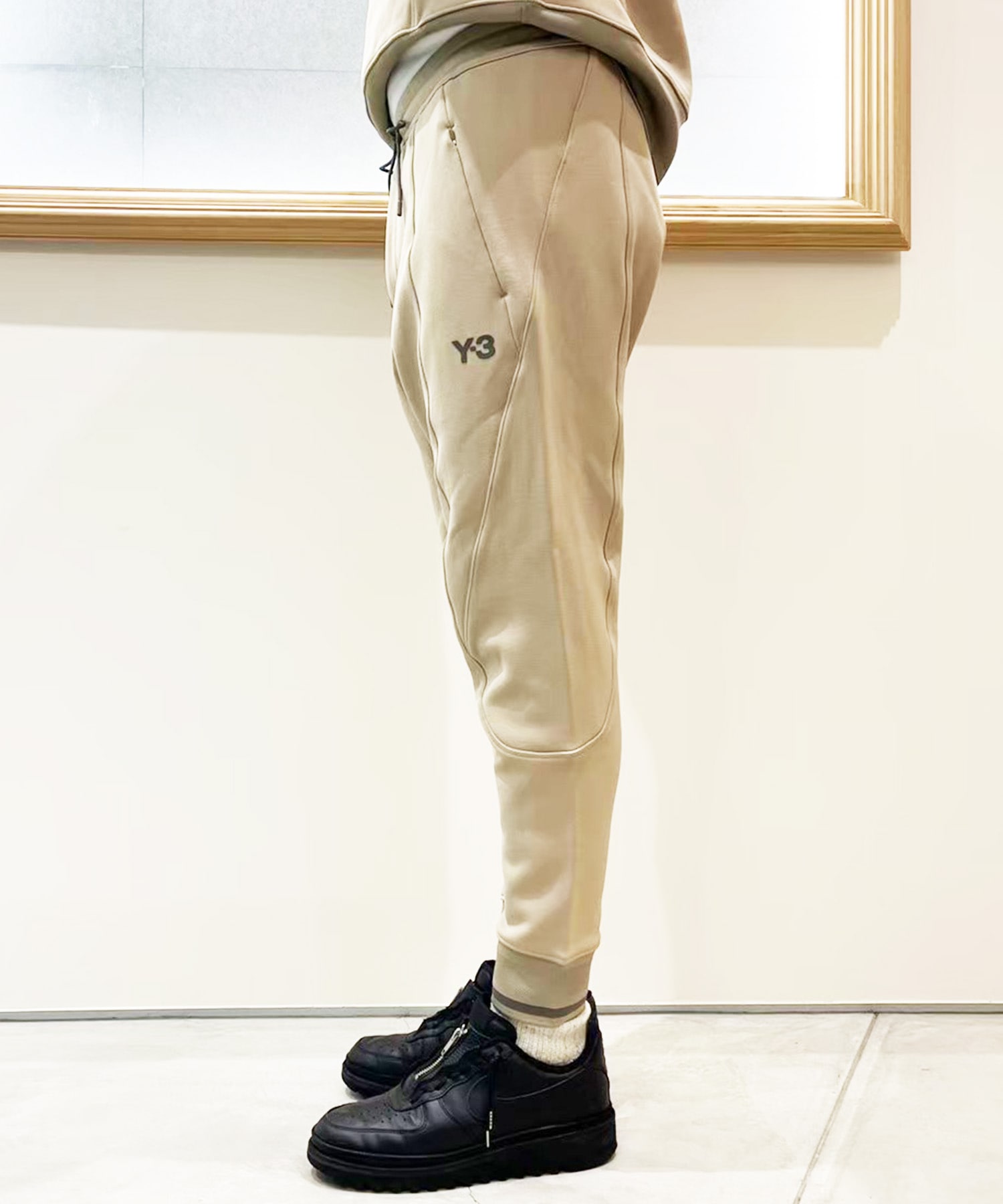 Y3-A22-0000-282/U LOGO PANTS/TECH EARTH(S BEIGE): Y-3: MEN｜THE