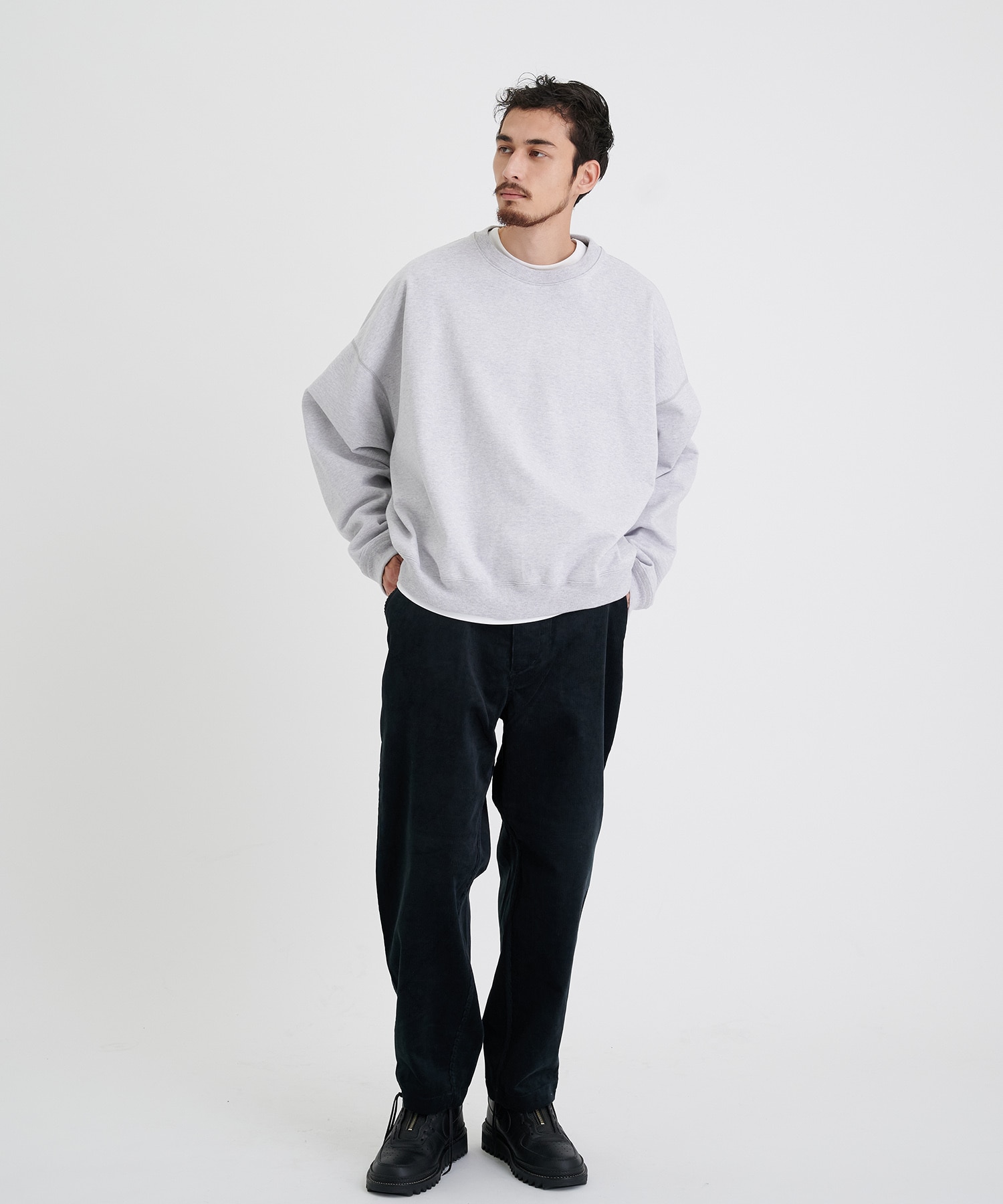 HUGE SWEAT SHORT(1 GREY): MARKAWARE: MEN｜THE TOKYO ONLINE STORE