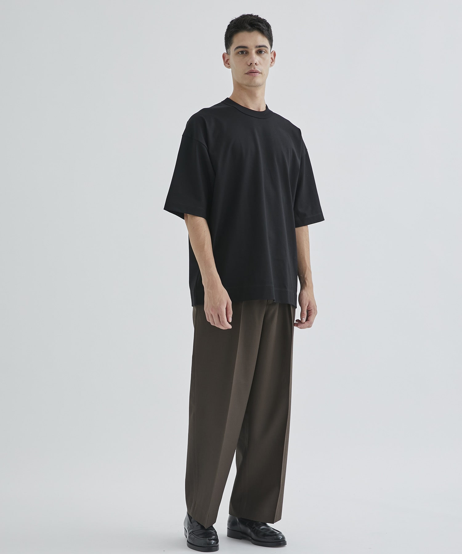 DOUBLE PLEATED TROUSERS MARKAWARE