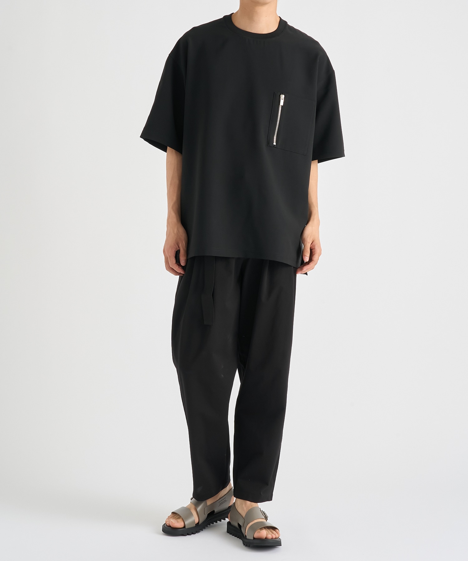 別注.PE CONPACT TWILL ZIP POCKET S/S TEE ATTACHMENT