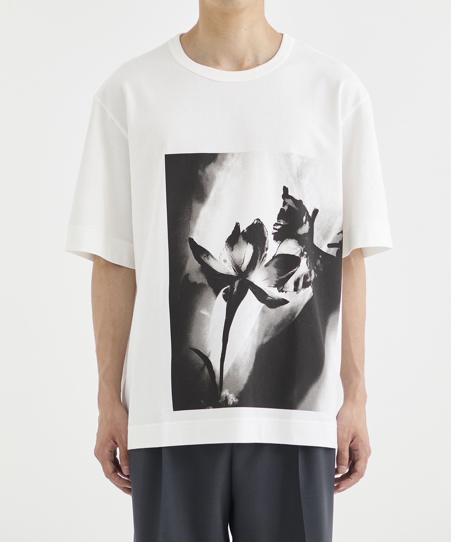 FLOWER PRINT T-SHIRTS TAAKK