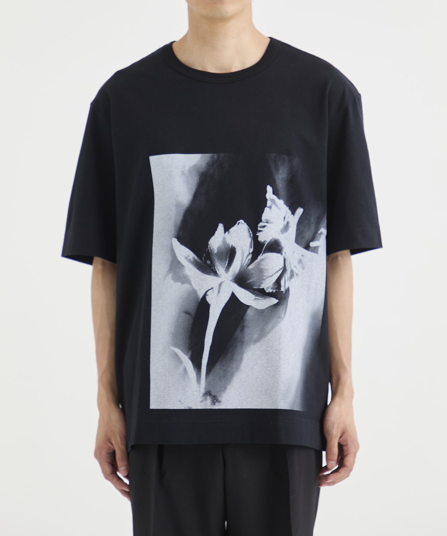 FLOWER PRINT T-SHIRTS TAAKK