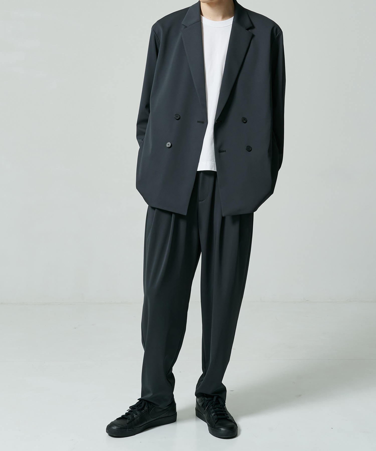 Light Matte Stretch Jersey Wide Tapered Pants THE TOKYO