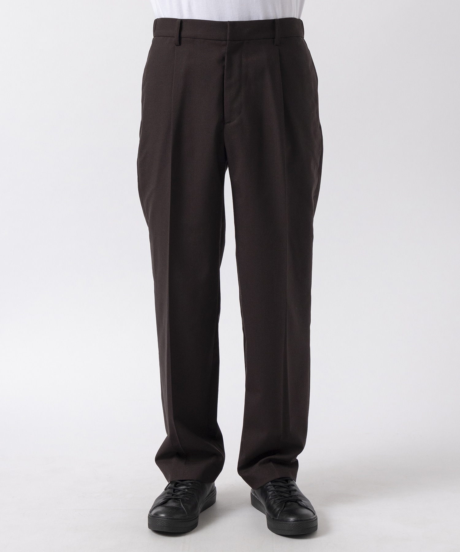 Calm Skin Easy Slim Straight Trousers THE TOKYO