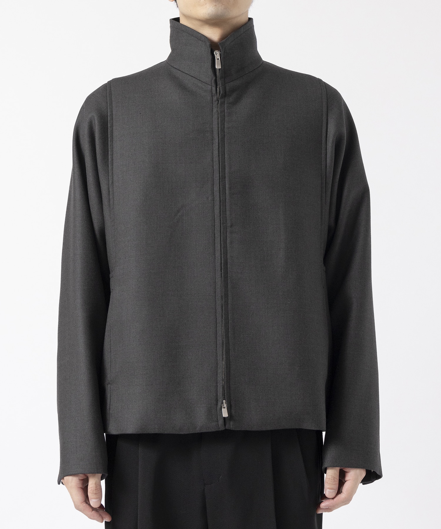 MODIFIED SLEEVE ZIP BLOUSON IRENISA