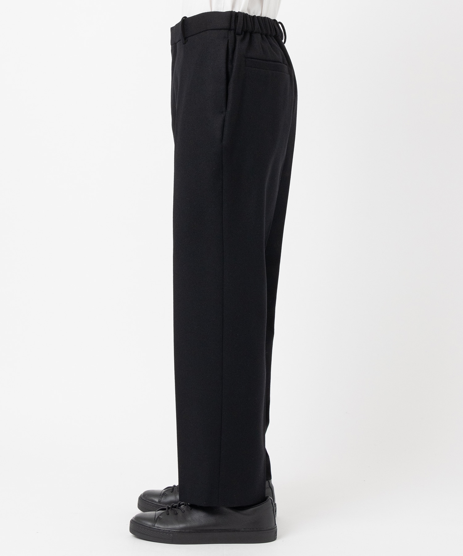 FLAT TAPERED TROUSERS MARKAWARE