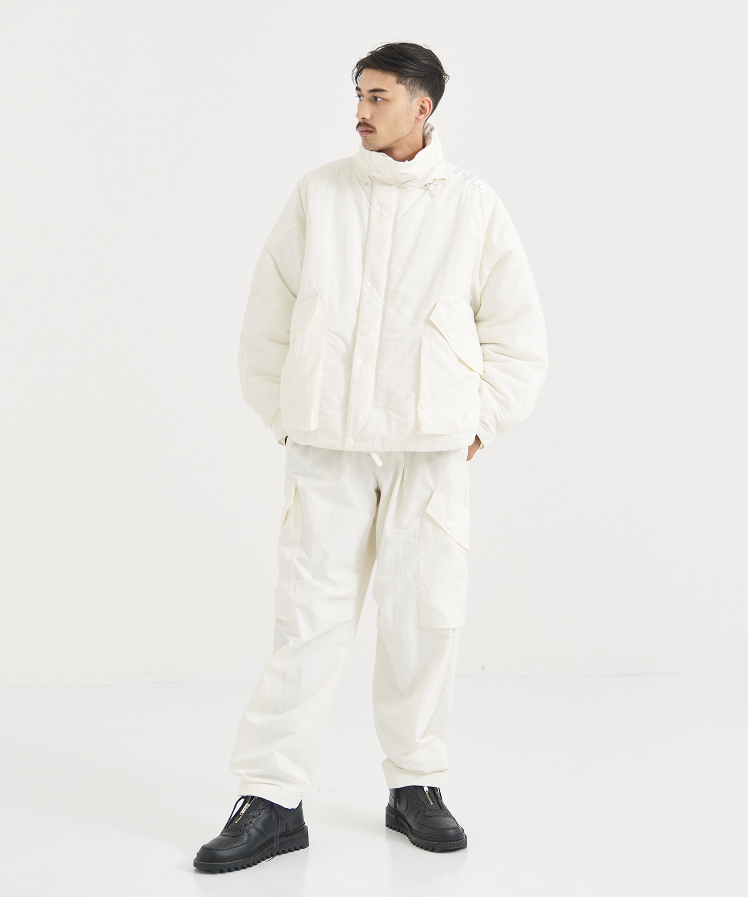 別注 9242-BL01-001 BLOUSON WHITE EDITION N.HOOLYWOOD