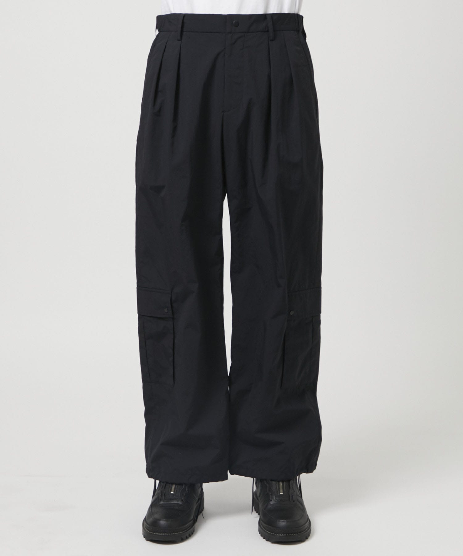 TWO TUCKS WIDE CARGO PANTS IRENISA