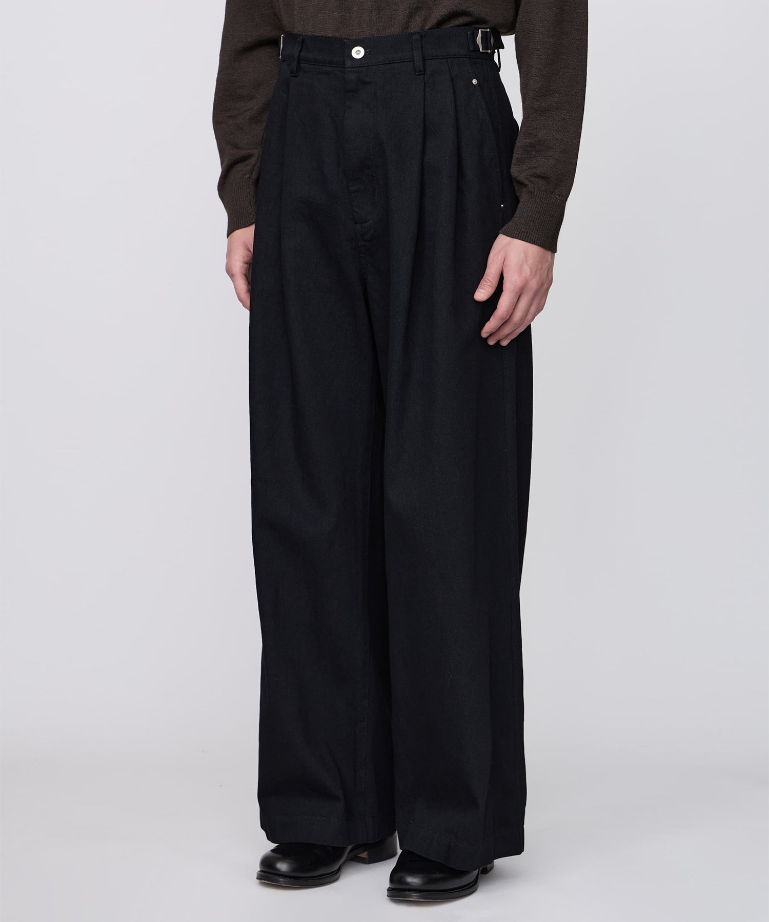 TWO TUCKS BUGGY PANTS IRENISA