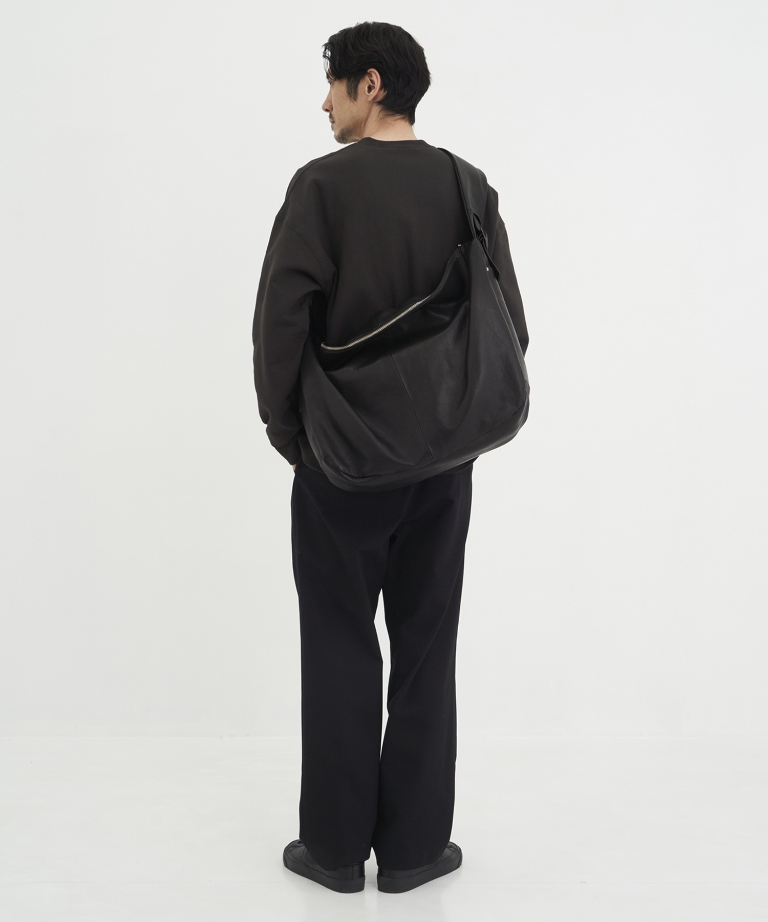 SHIRRING HANDLE LEATHER SHOULDER BAG ssstein