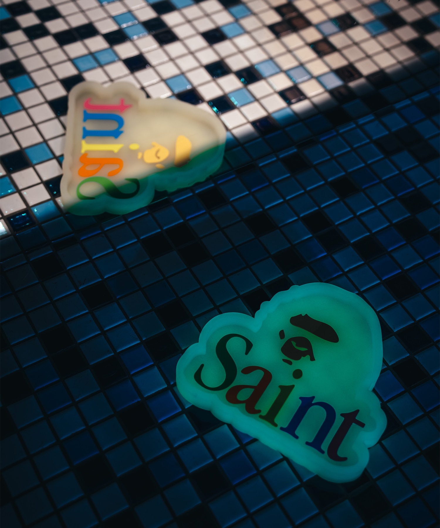 SM-MK8-0000-C63/BAPE_TRAY/GREEN SAINT MXXXXXX