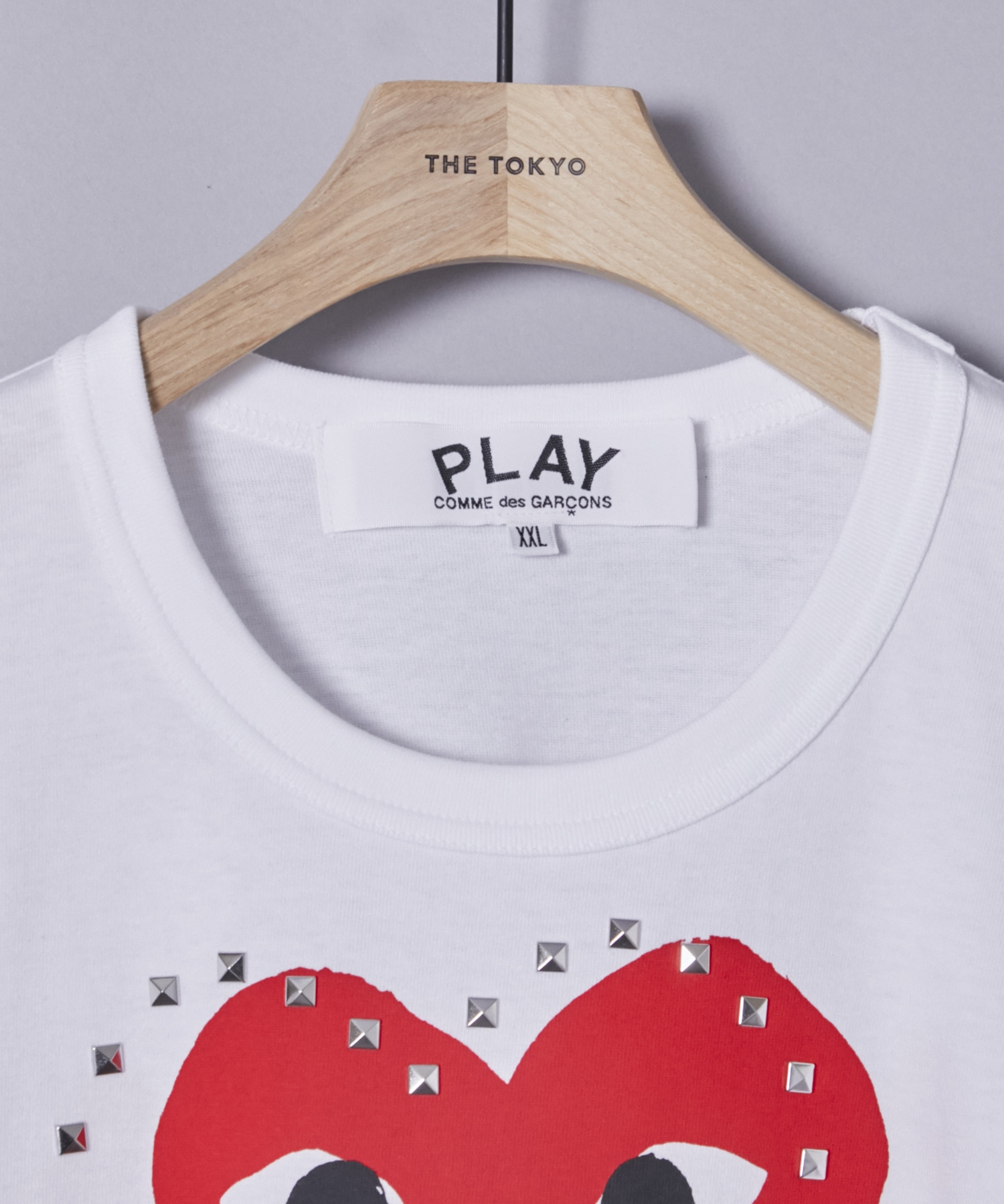 AX-T803-051 T-SHIRT LOGO STUD S/S PLAY COMME des GARCONS