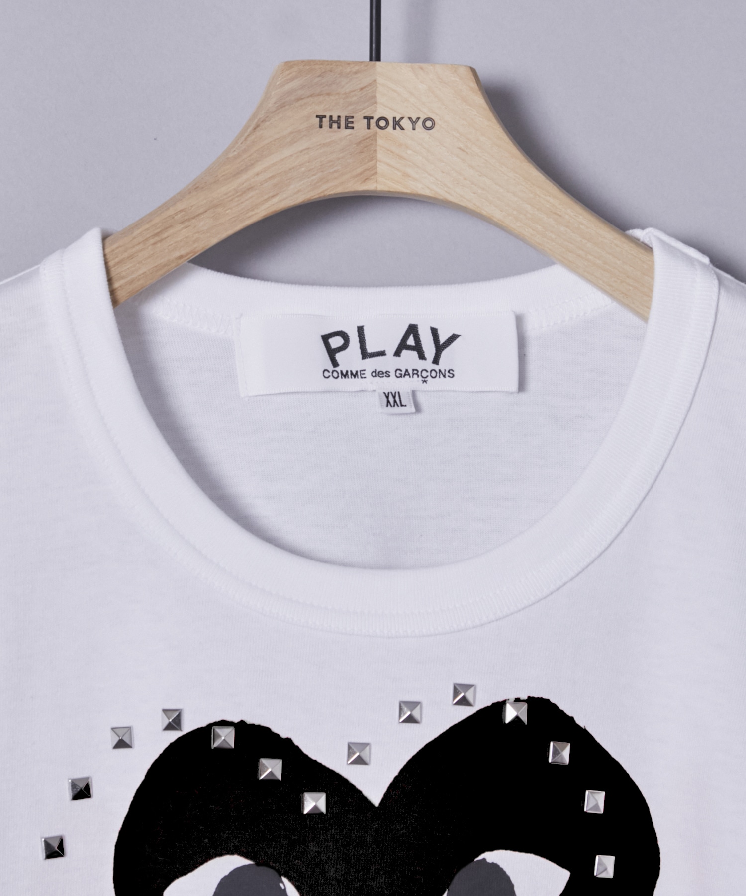 AX-T804-051 T-SHIRT LOGO STUD S/S PLAY COMME des GARCONS