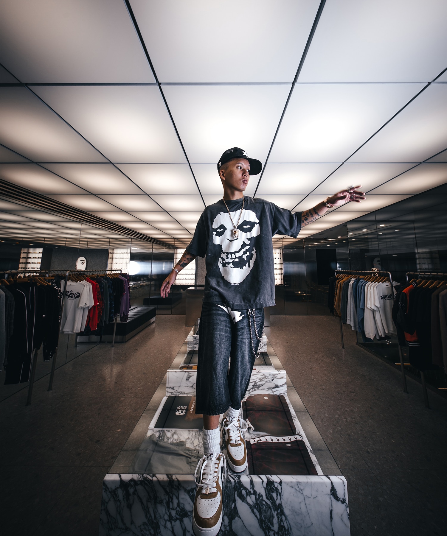 SM-MK8-0000-C49/BAPE_SS T-SHIRT/ALWAYS LOVE/BK SAINT MXXXXXX