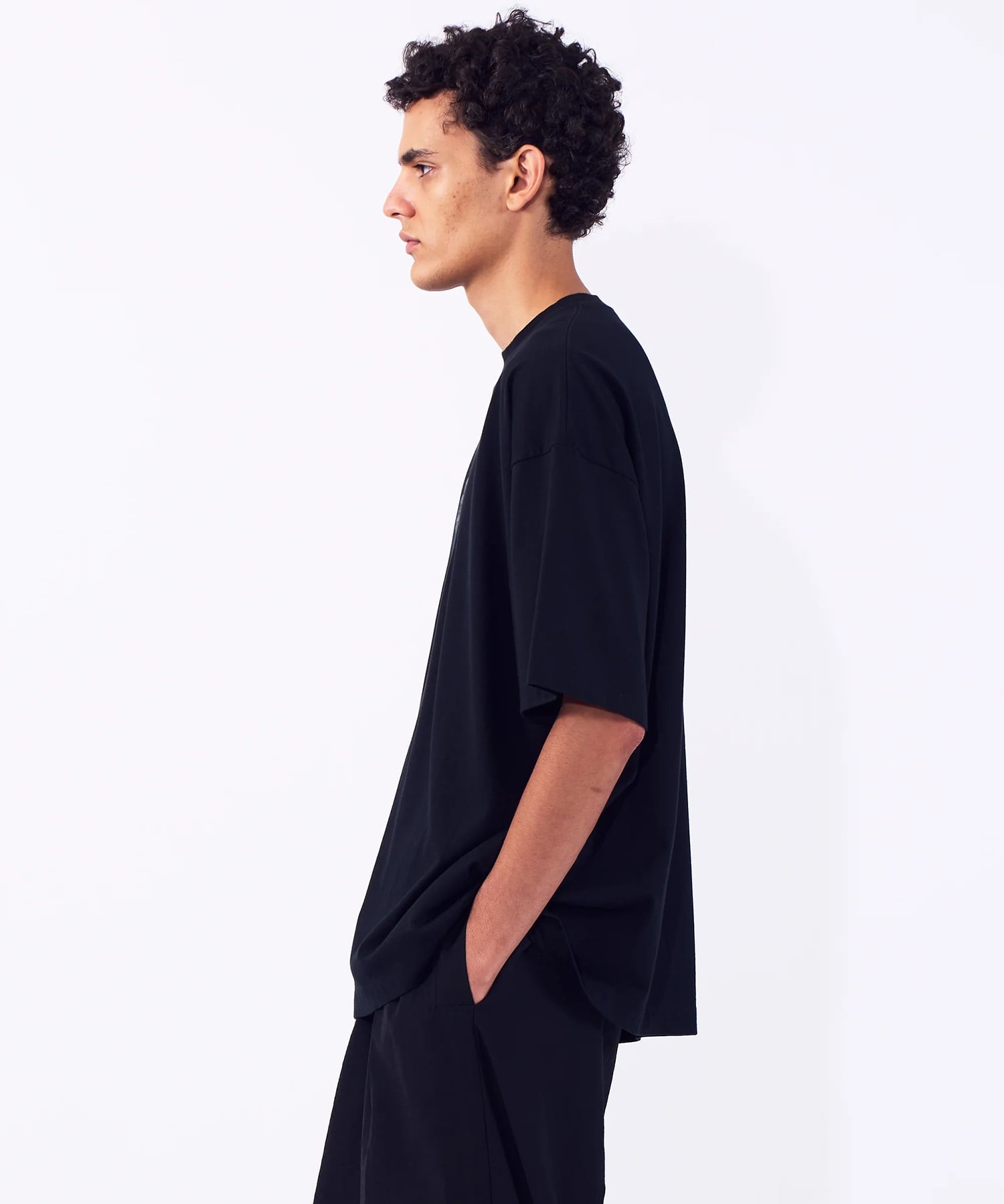 【ヨーク】Abstract Embroited T-shirt YOKE