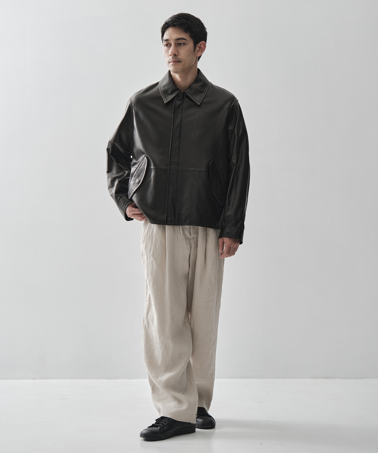 DOUBLE PLEATED EASY TROUSERS MARKAWARE